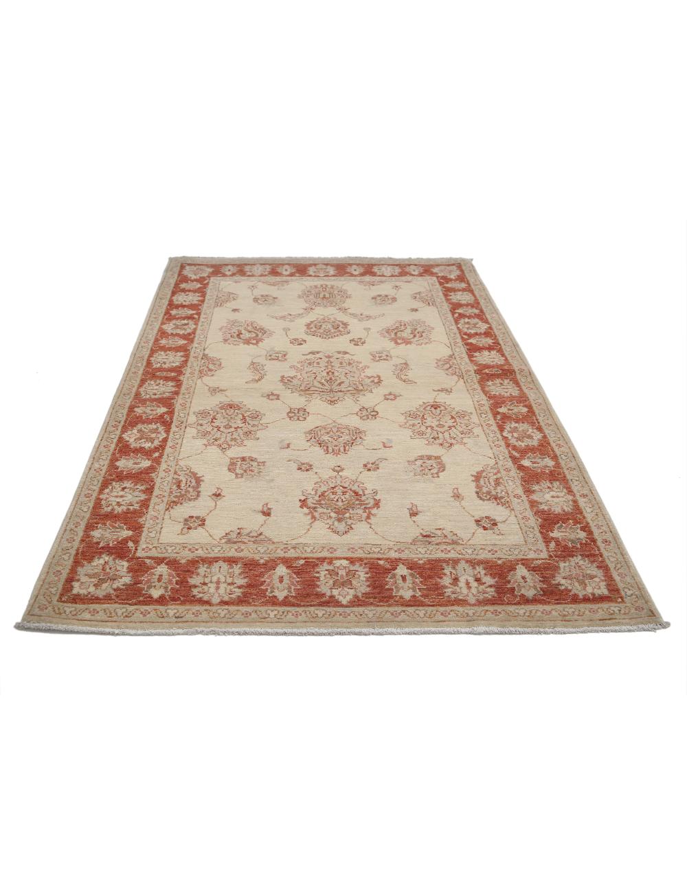 Ziegler 3' 11" X 6' 1" Hand-Knotted Wool Rug 3' 11" X 6' 1" (119 X 185) / Ivory / Red