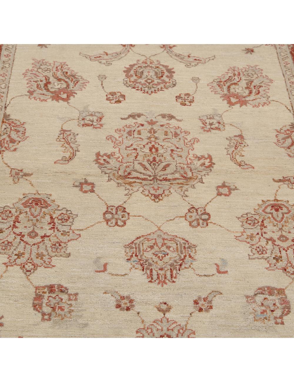 Ziegler 3' 11" X 6' 1" Hand-Knotted Wool Rug 3' 11" X 6' 1" (119 X 185) / Ivory / Red