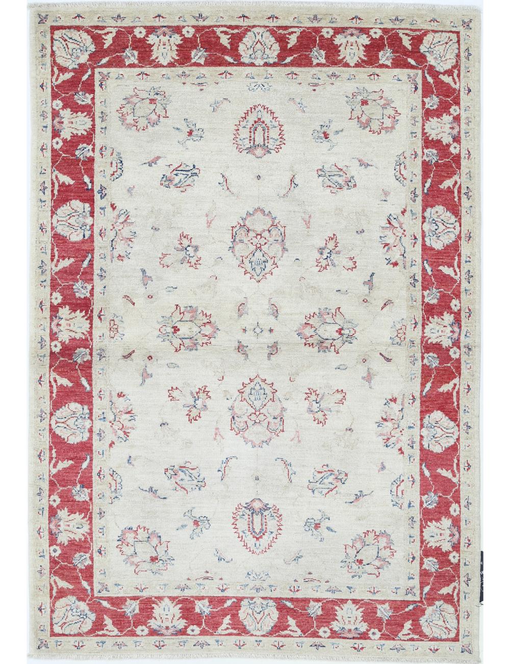 Ziegler 3' 11" X 5' 9" Hand-Knotted Wool Rug 3' 11" X 5' 9" (119 X 175) / Ivory / Red