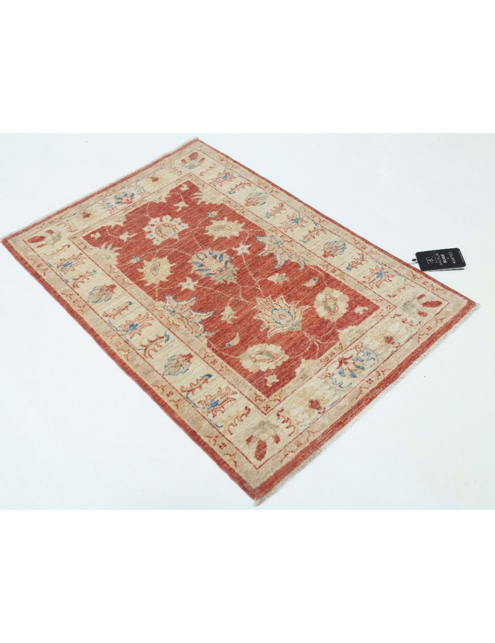 Ziegler 2' 7" X 3' 9" Hand-Knotted Wool Rug 2' 7" X 3' 9" (79 X 114) / Red / Beige