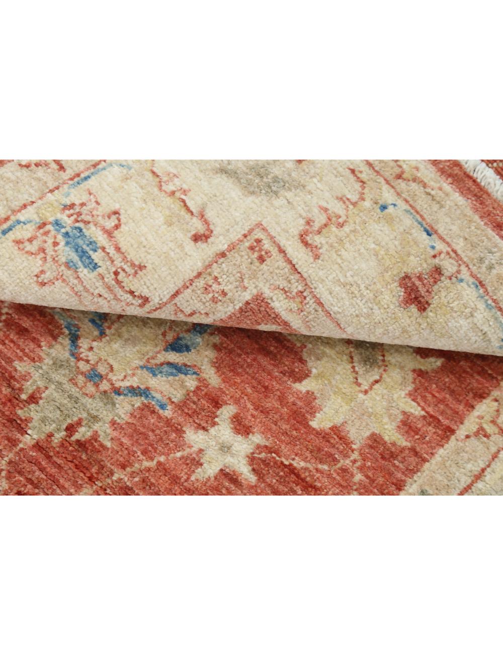Ziegler 2' 7" X 3' 9" Hand-Knotted Wool Rug 2' 7" X 3' 9" (79 X 114) / Red / Beige