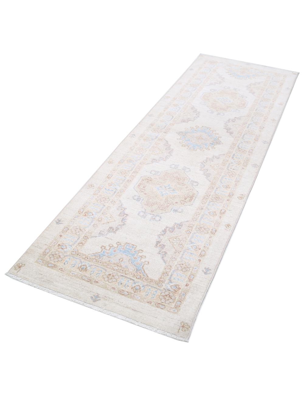 Ziegler 2' 7" X 7' 9" Hand-Knotted Wool Rug 2' 7" X 7' 9" (79 X 236) / Ivory / Beige