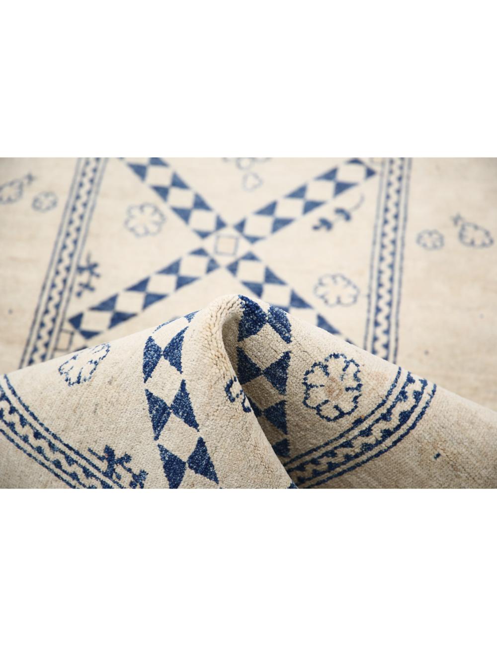Ziegler 2' 6" X 9' 11" Hand-Knotted Wool Rug 2' 6" X 9' 11" (76 X 302) / Ivory / Blue