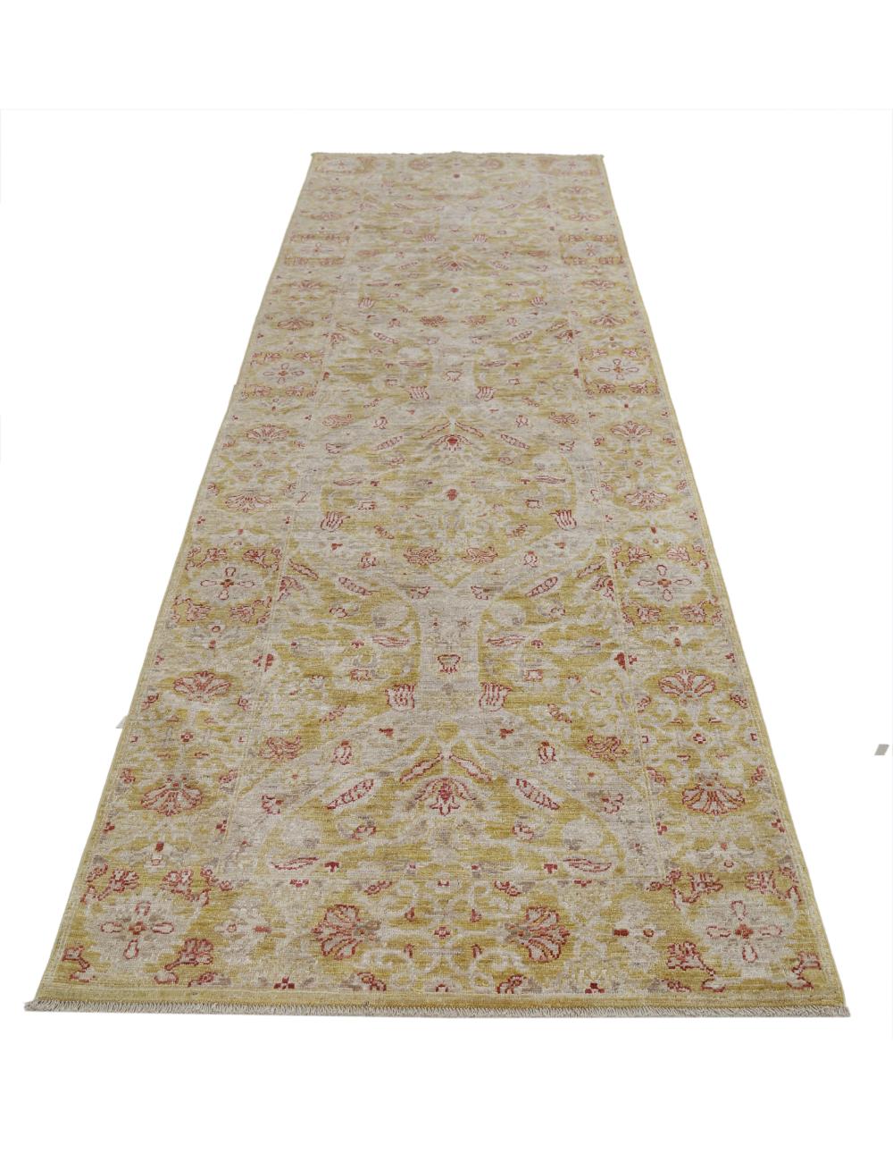 Ziegler 3' 1" X 9' 8" Hand-Knotted Wool Rug 3' 1" X 9' 8" (94 X 295) / Gold / Ivory