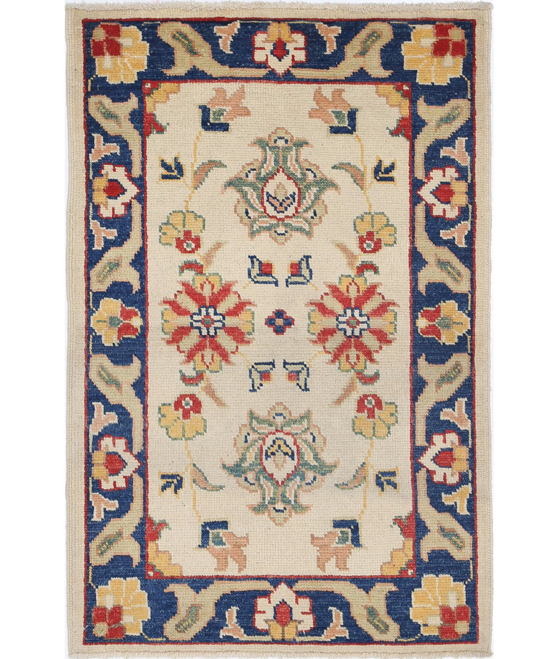 Ziegler 2'6'' X 3'10'' Hand-Knotted Wool Rug 2'6'' x 3'10'' (75 X 115) / Ivory / N/A