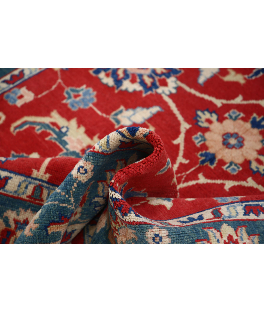 Ziegler 4'9'' X 6'6'' Hand-Knotted Wool Rug 4'9'' x 6'6'' (143 X 195) / Red / Blue