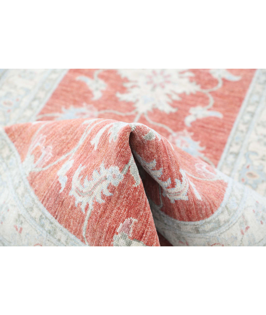 Ziegler 2'8'' X 9'7'' Hand-Knotted Wool Rug 2'8'' x 9'7'' (80 X 288) / Red / Ivory