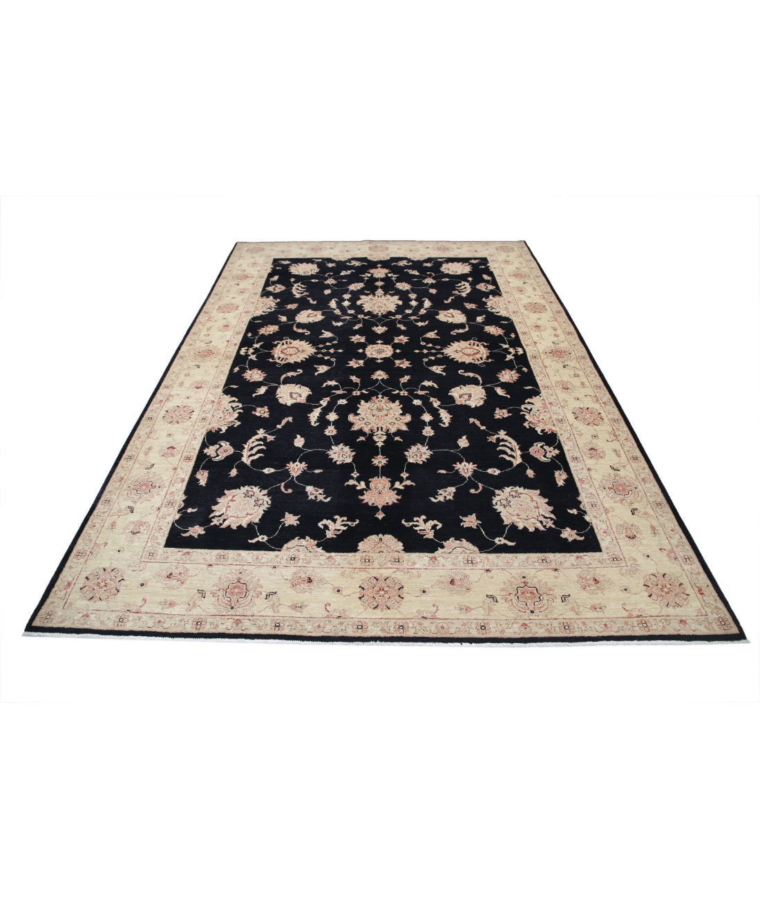 Ziegler 6'8'' X 9'4'' Hand-Knotted Wool Rug 6'8'' x 9'4'' (200 X 280) / Black / Ivory