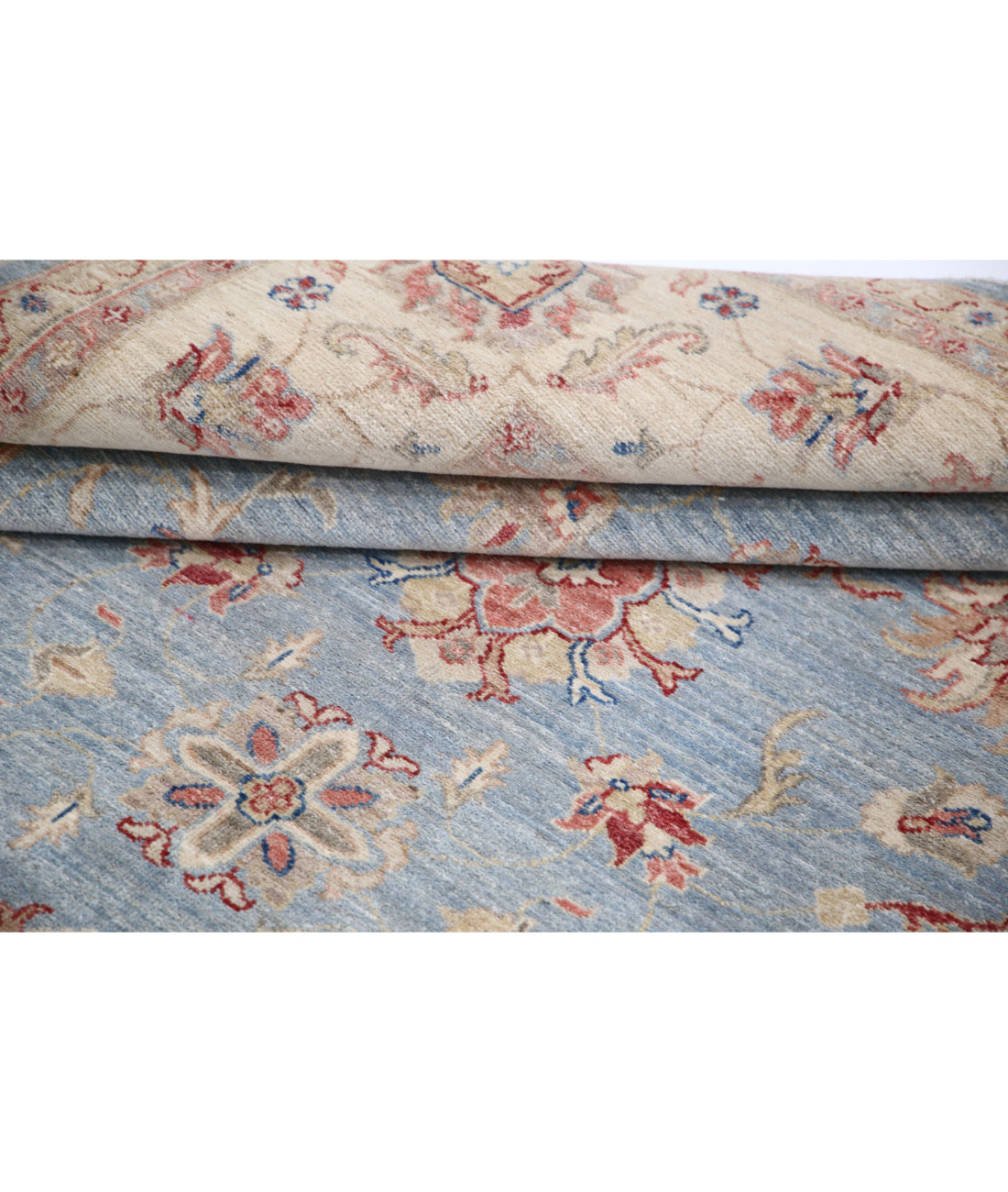 Ziegler 6'4'' X 8'5'' Hand-Knotted Wool Rug 6'4'' x 8'5'' (190 X 253) / Blue / Ivory