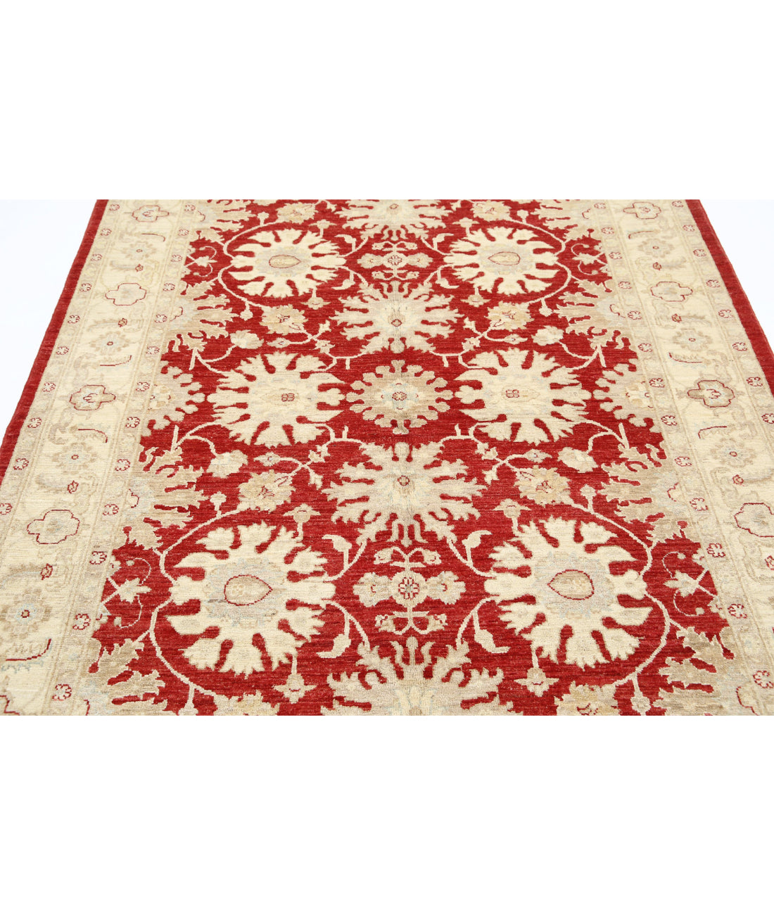 Ziegler 5'5'' X 8'6'' Hand-Knotted Wool Rug 5'5'' x 8'6'' (163 X 255) / Red / Ivory
