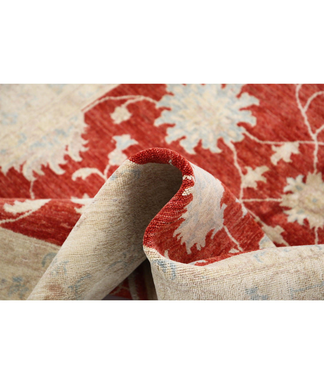 Ziegler 5'0'' X 6'9'' Hand-Knotted Wool Rug 5'0'' x 6'9'' (150 X 203) / Red / Ivory