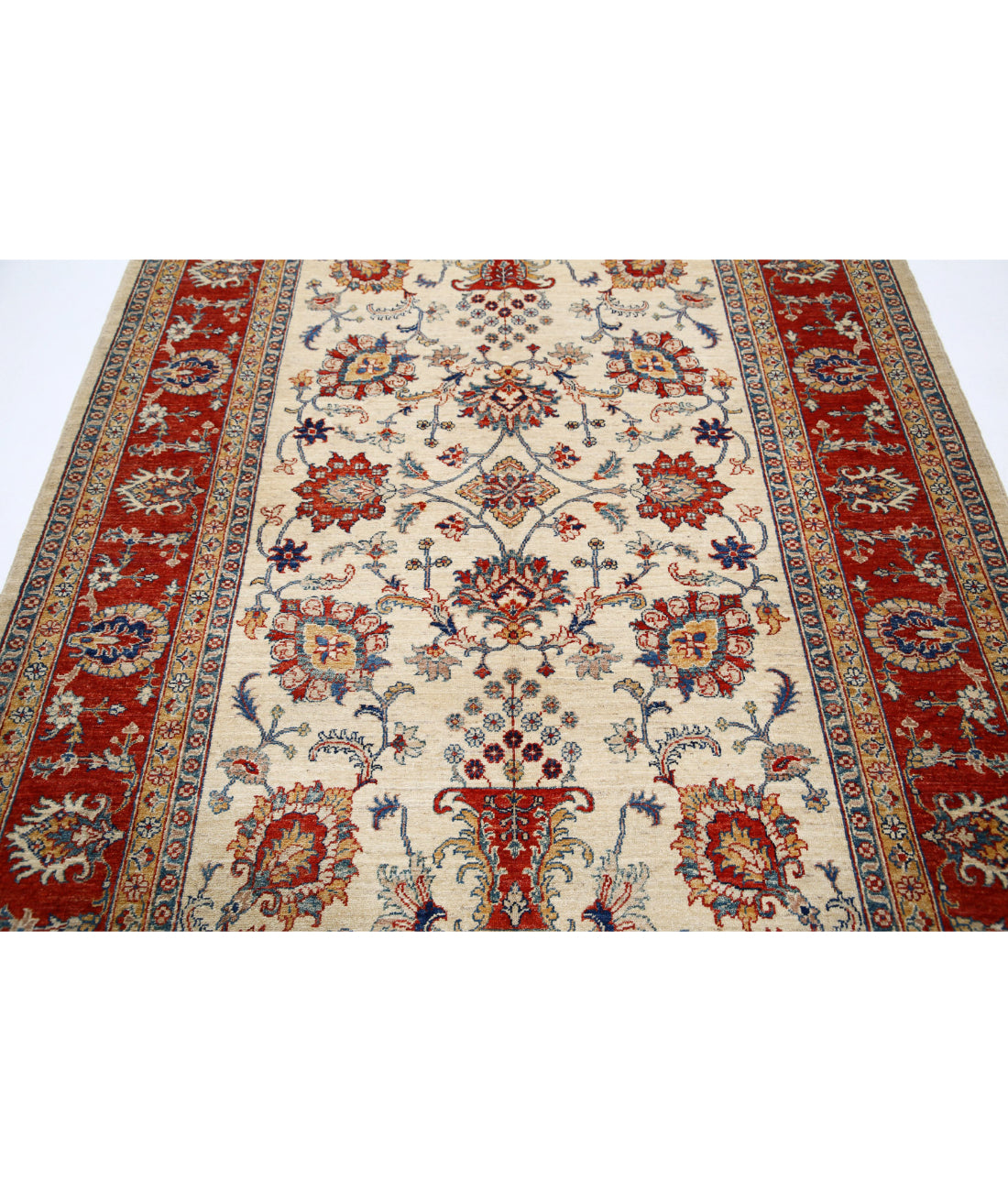Ziegler 5'8'' X 7'10'' Hand-Knotted Wool Rug 5'8'' x 7'10'' (170 X 235) / Ivory / Red
