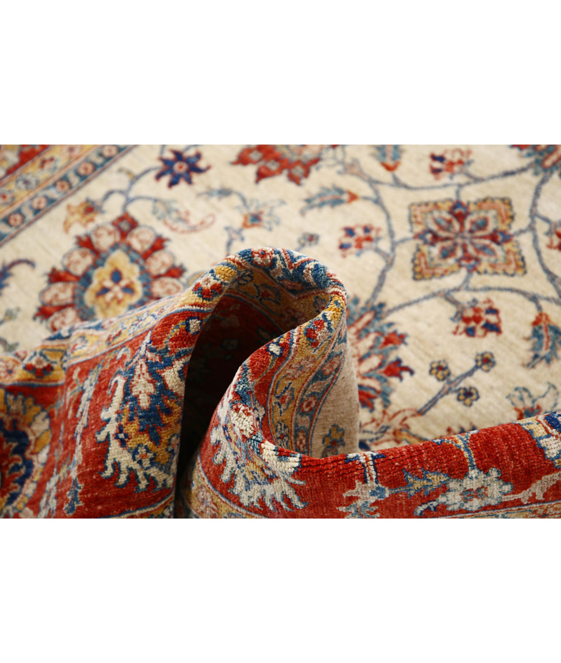 Ziegler 5'8'' X 7'10'' Hand-Knotted Wool Rug 5'8'' x 7'10'' (170 X 235) / Ivory / Red