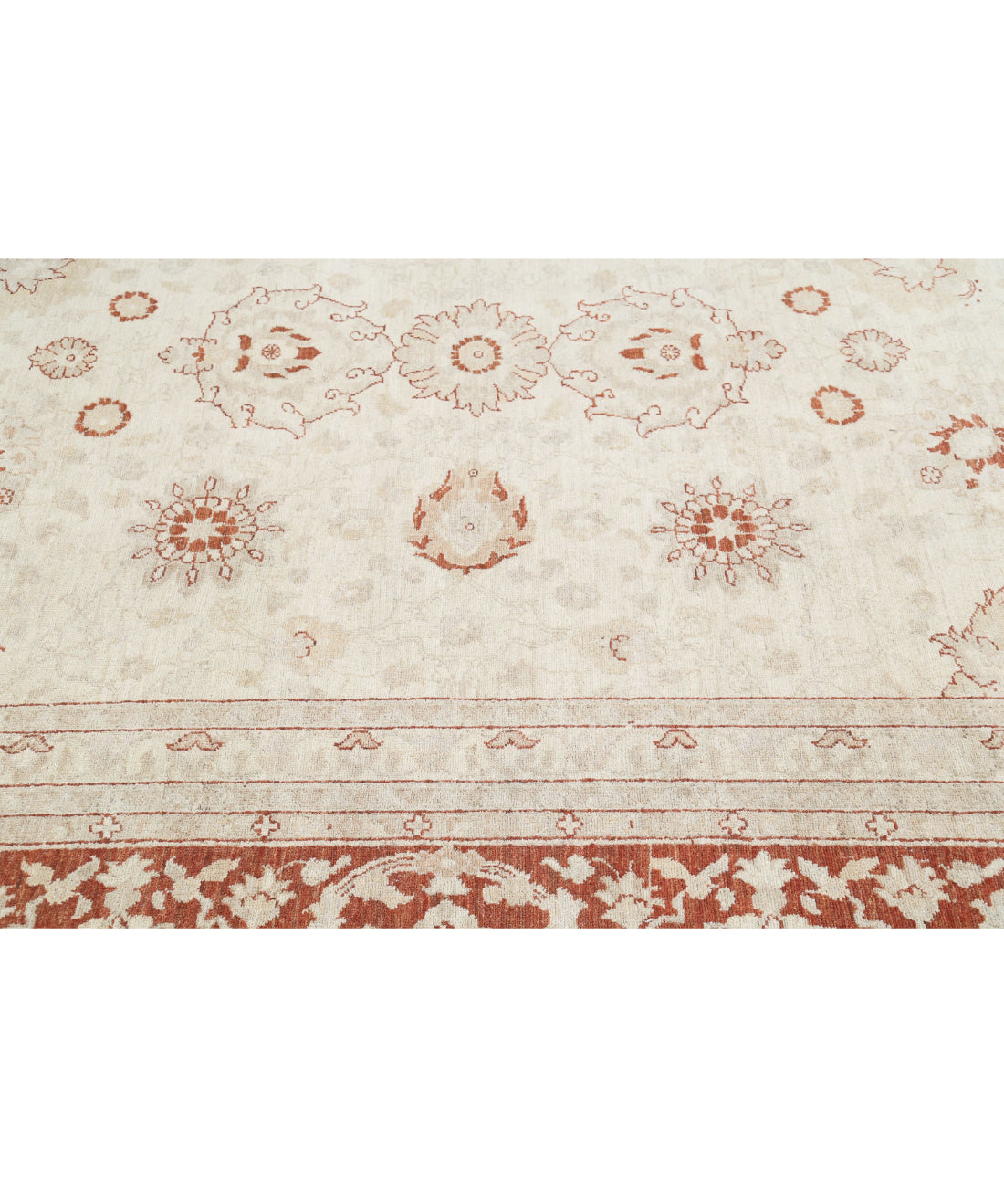 Ziegler 15'0'' X 21'6'' Hand-Knotted Wool Rug 15'0'' x 21'6'' (450 X 645) / Ivory / Red