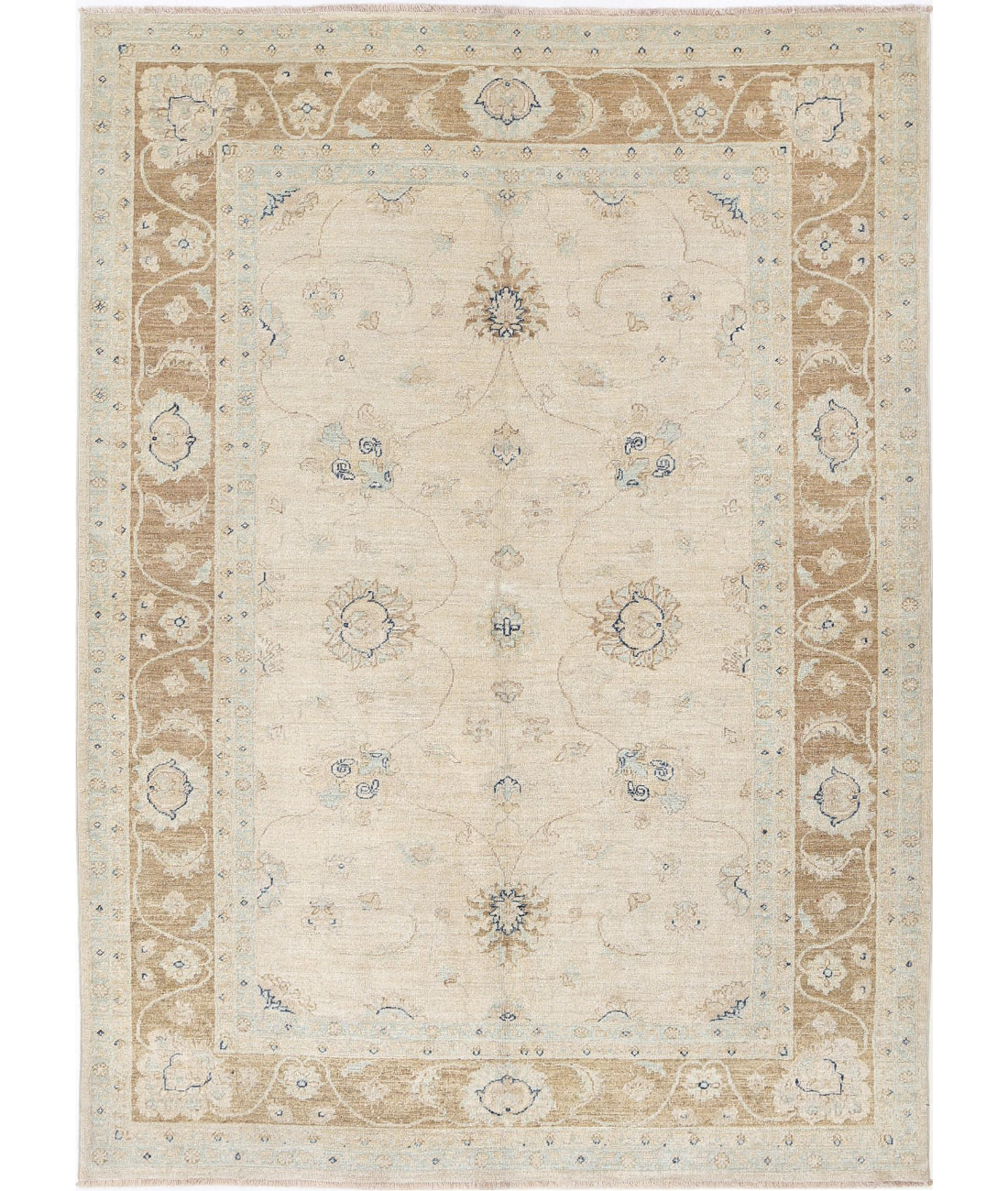 Serenity 5'5'' X 7'5'' Hand-Knotted Wool Rug 5'5'' x 7'5'' (163 X 223) / Ivory / Brown