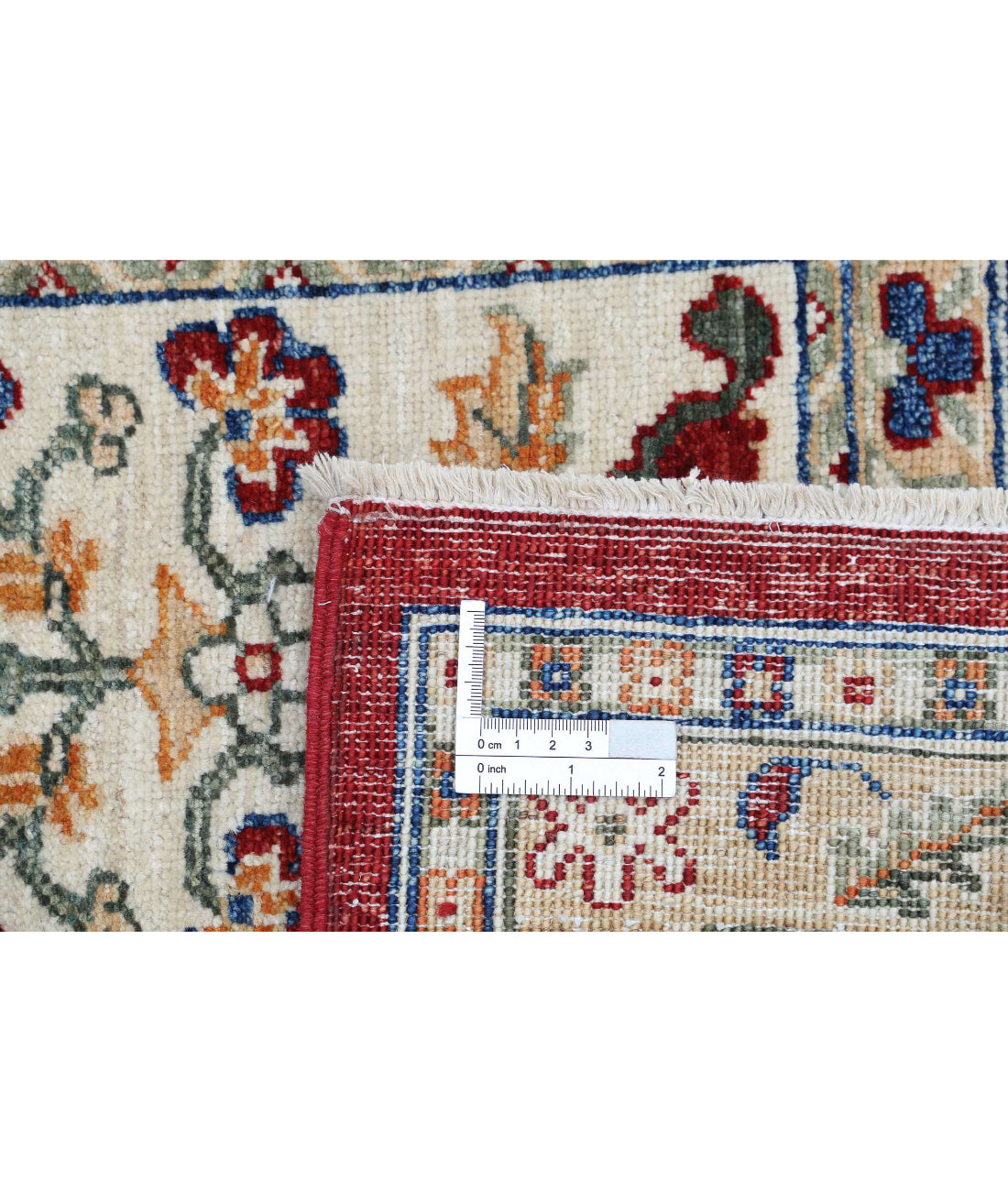 Bakhtiari 4'10'' X 6'5'' Hand-Knotted Wool Rug 4'10'' x 6'5'' (145 X 193) / Red / Ivory