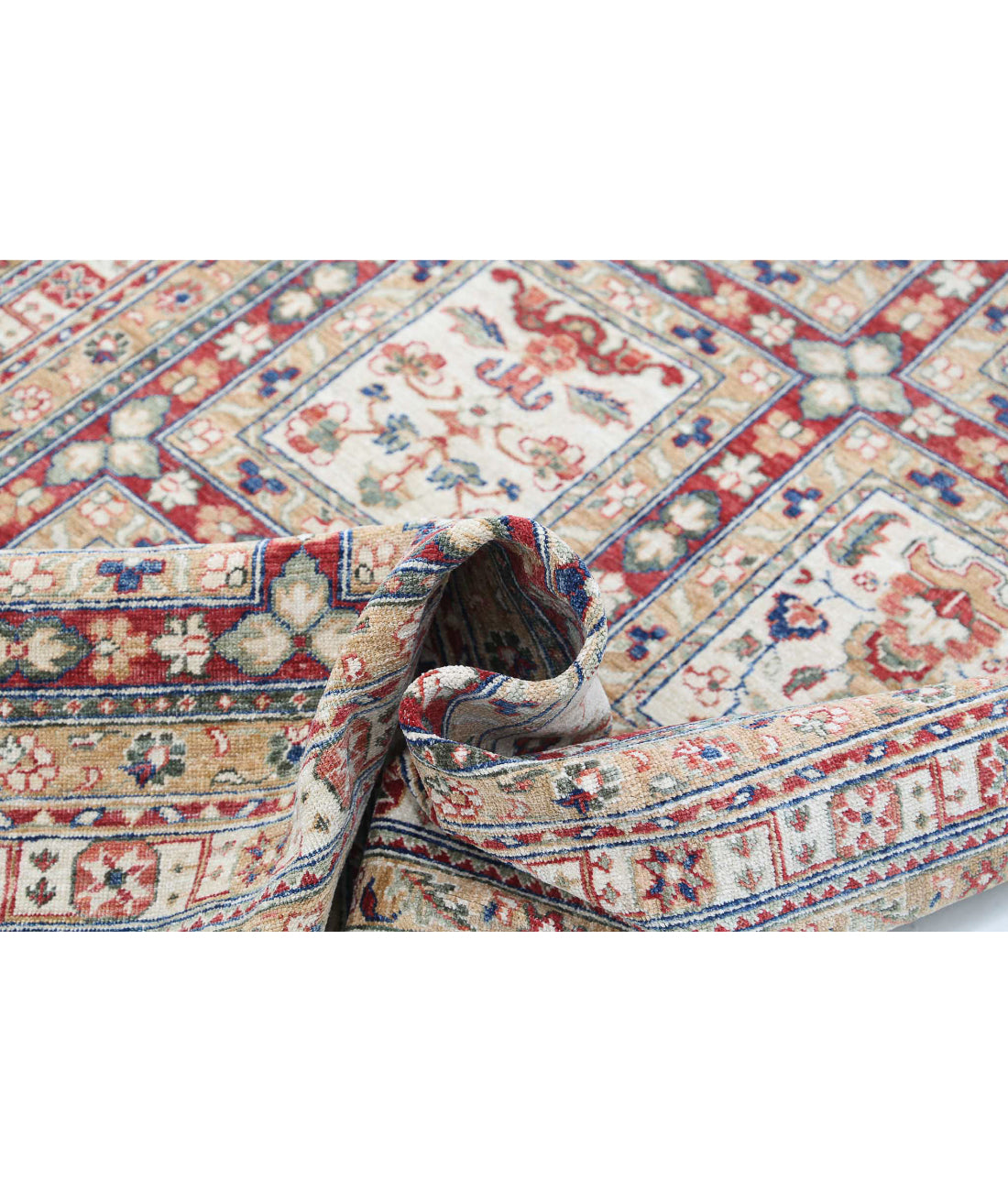 Bakhtiari 4'7'' X 6'5'' Hand-Knotted Wool Rug 4'7'' x 6'5'' (138 X 193) / Red / Ivory