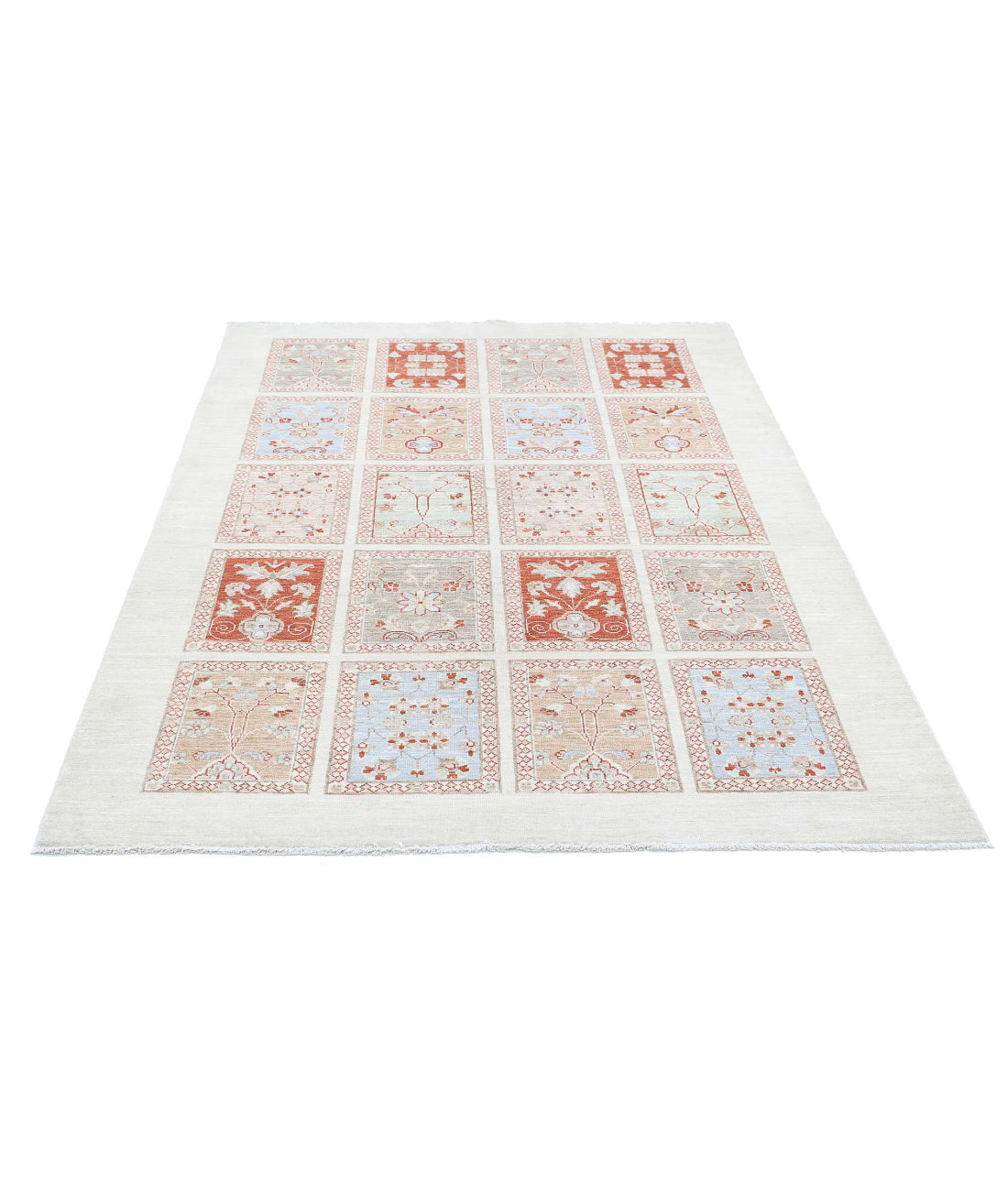 Bakhtiari 4'9'' X 6'4'' Hand-Knotted Wool Rug 4'9'' x 6'4'' (143 X 190) / Ivory / Ivory