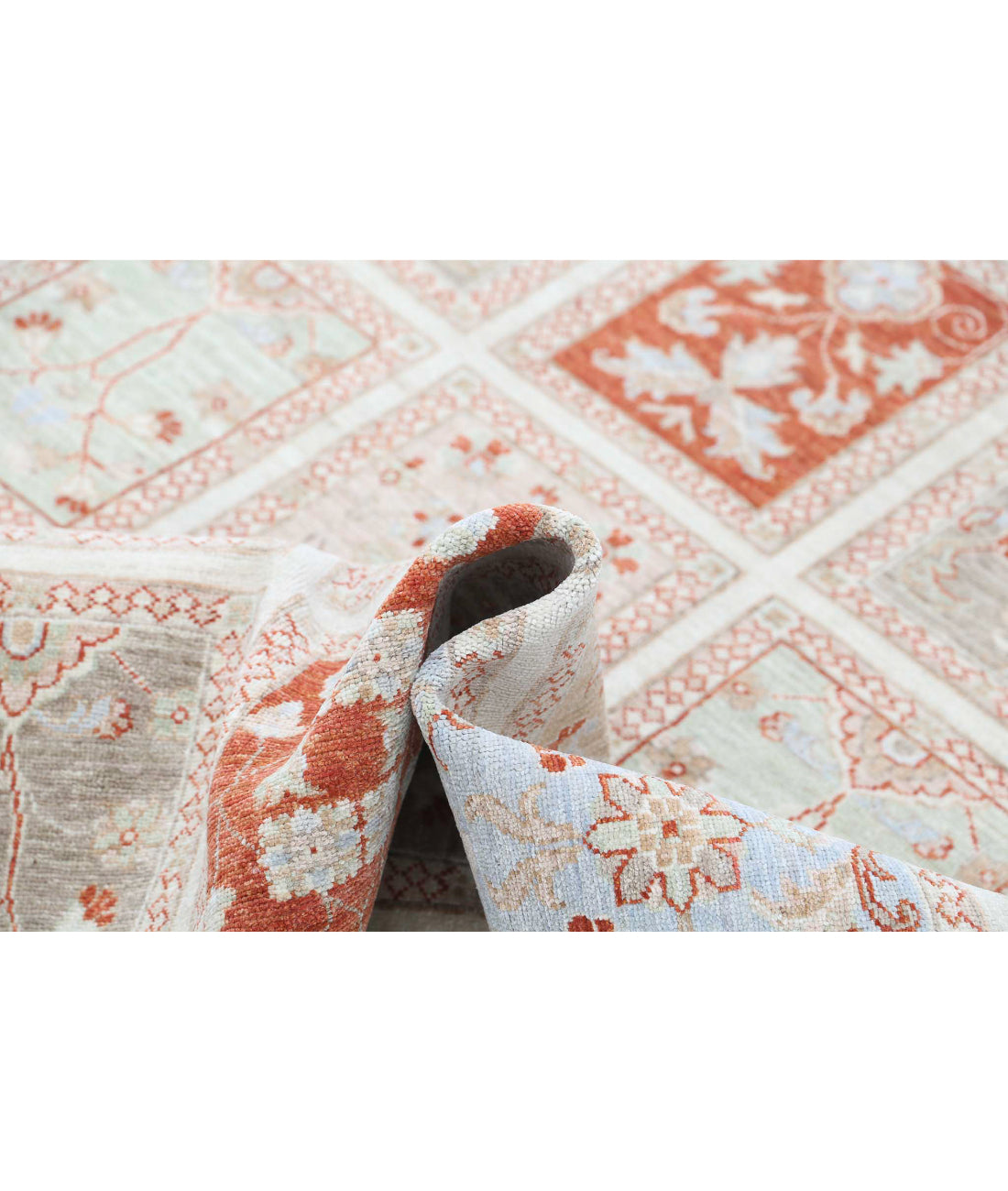 Bakhtiari 4'9'' X 6'4'' Hand-Knotted Wool Rug 4'9'' x 6'4'' (143 X 190) / Ivory / Ivory