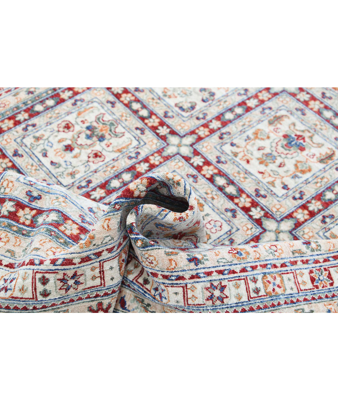 Bakhtiari 5'5'' X 8'6'' Hand-Knotted Wool Rug 5'5'' x 8'6'' (163 X 255) / Red / Ivory