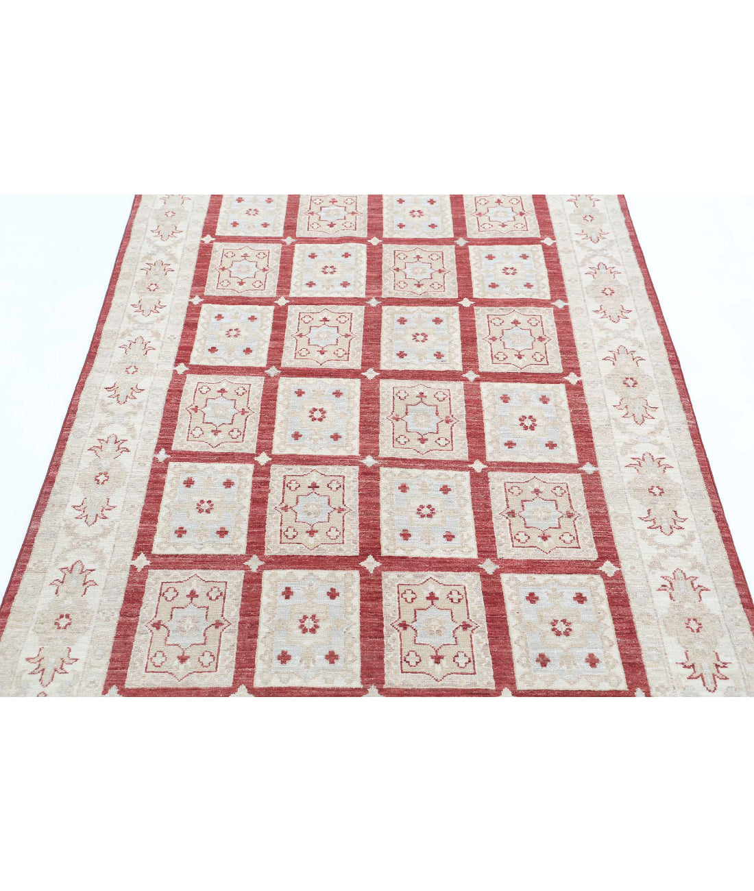 Bakhtiari 3'11'' X 6'0'' Hand-Knotted Wool Rug 3'11'' x 6'0'' (118 X 180) / Red / Ivory