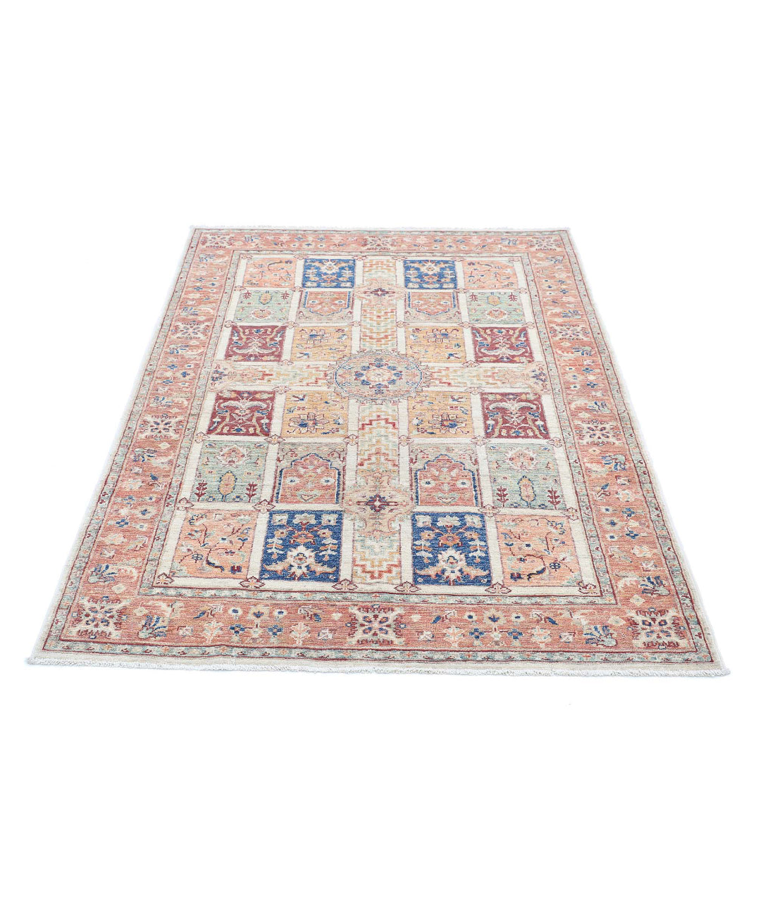 Bakhtiari 3'10'' X 5'8'' Hand-Knotted Wool Rug 3'10'' x 5'8'' (115 X 170) / Ivory / Rust