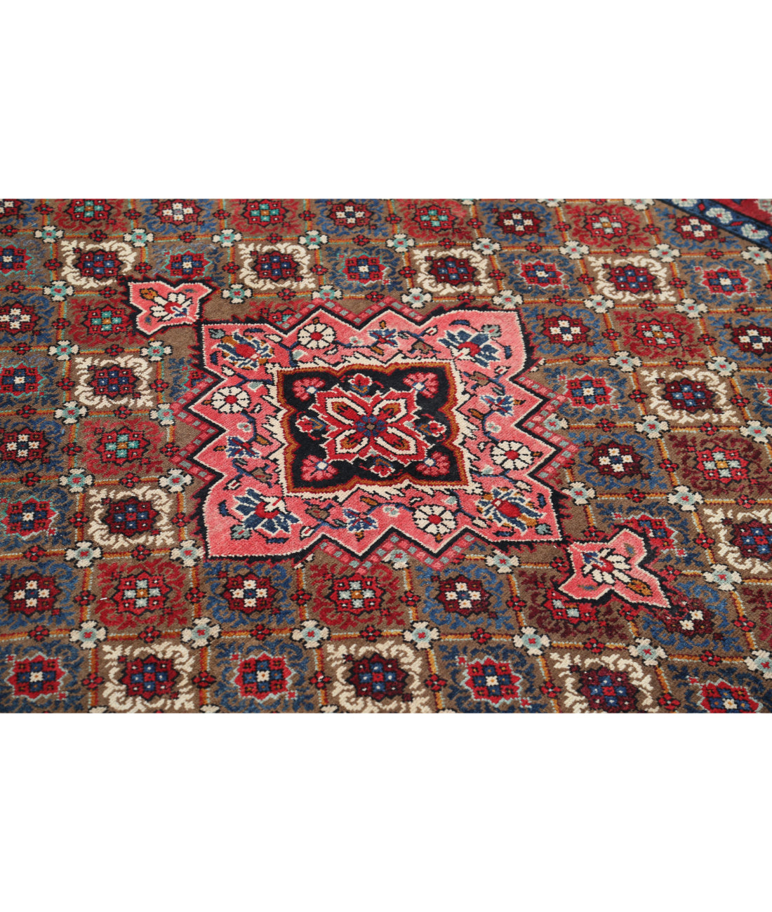 Bijar 5'1'' X 10'2'' Hand-Knotted Wool Rug 5'1'' x 10'2'' (153 X 305) / Taupe / Red