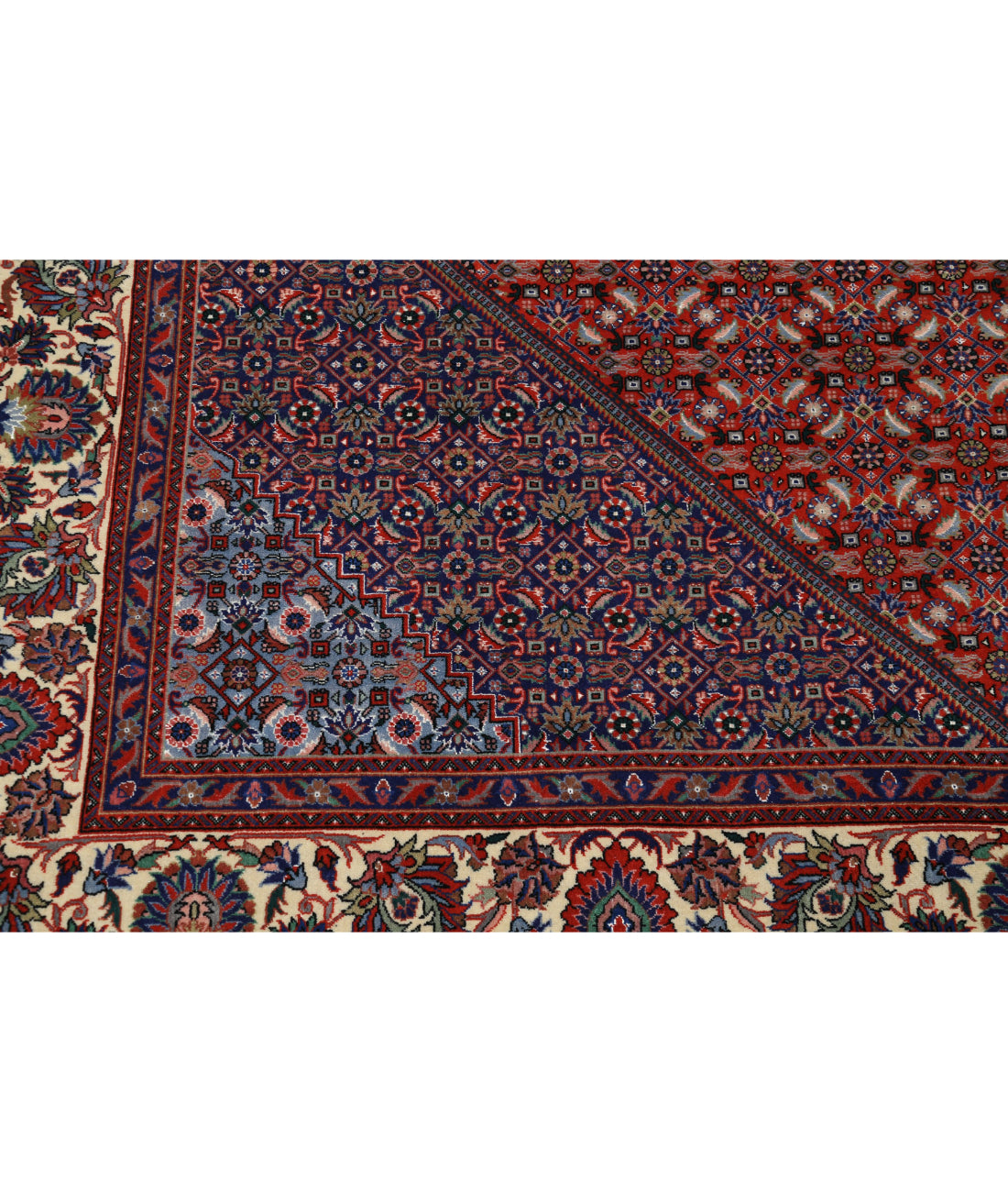 Bijar 6'7'' X 9'9'' Hand-Knotted Wool-Silk Rug 6'7'' x 9'9'' (198 X 293) / Red / Ivory