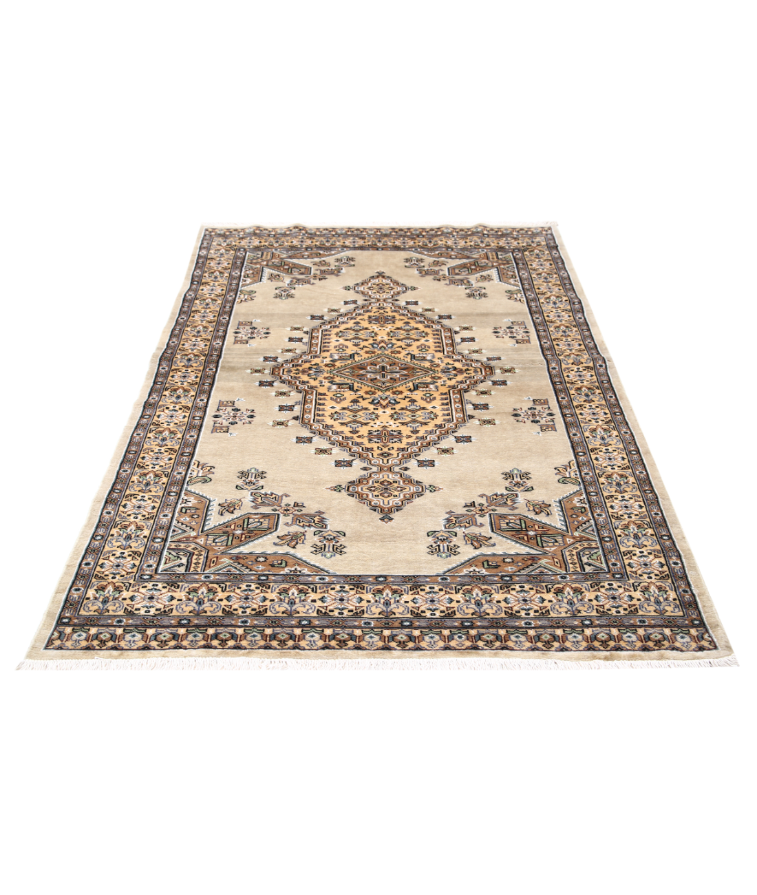 Bokhara 4'6'' X 6'4'' Hand-Knotted Wool-Silk Rug 4'6'' x 6'4'' (135 X 190) / Ivory / Gold