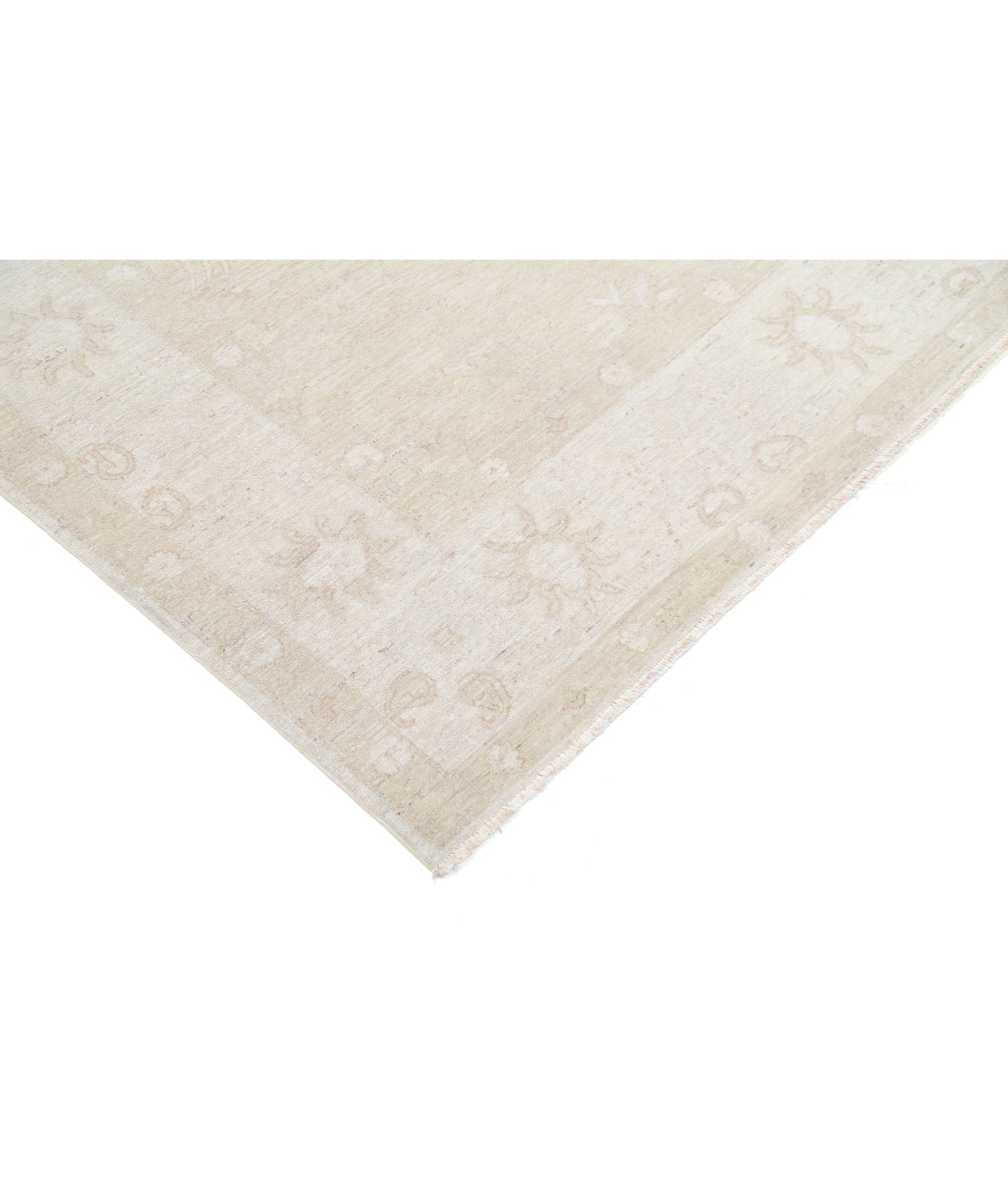 Serenity 8' 0" X 9' 10" Hand-Knotted Wool Rug 8' 0" X 9' 10" (244 X 300) / Beige / Ivory