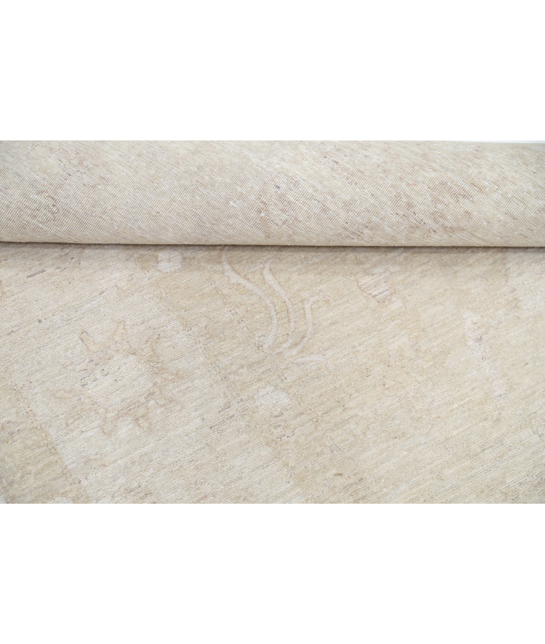 Serenity 8' 0" X 9' 10" Hand-Knotted Wool Rug 8' 0" X 9' 10" (244 X 300) / Beige / Ivory