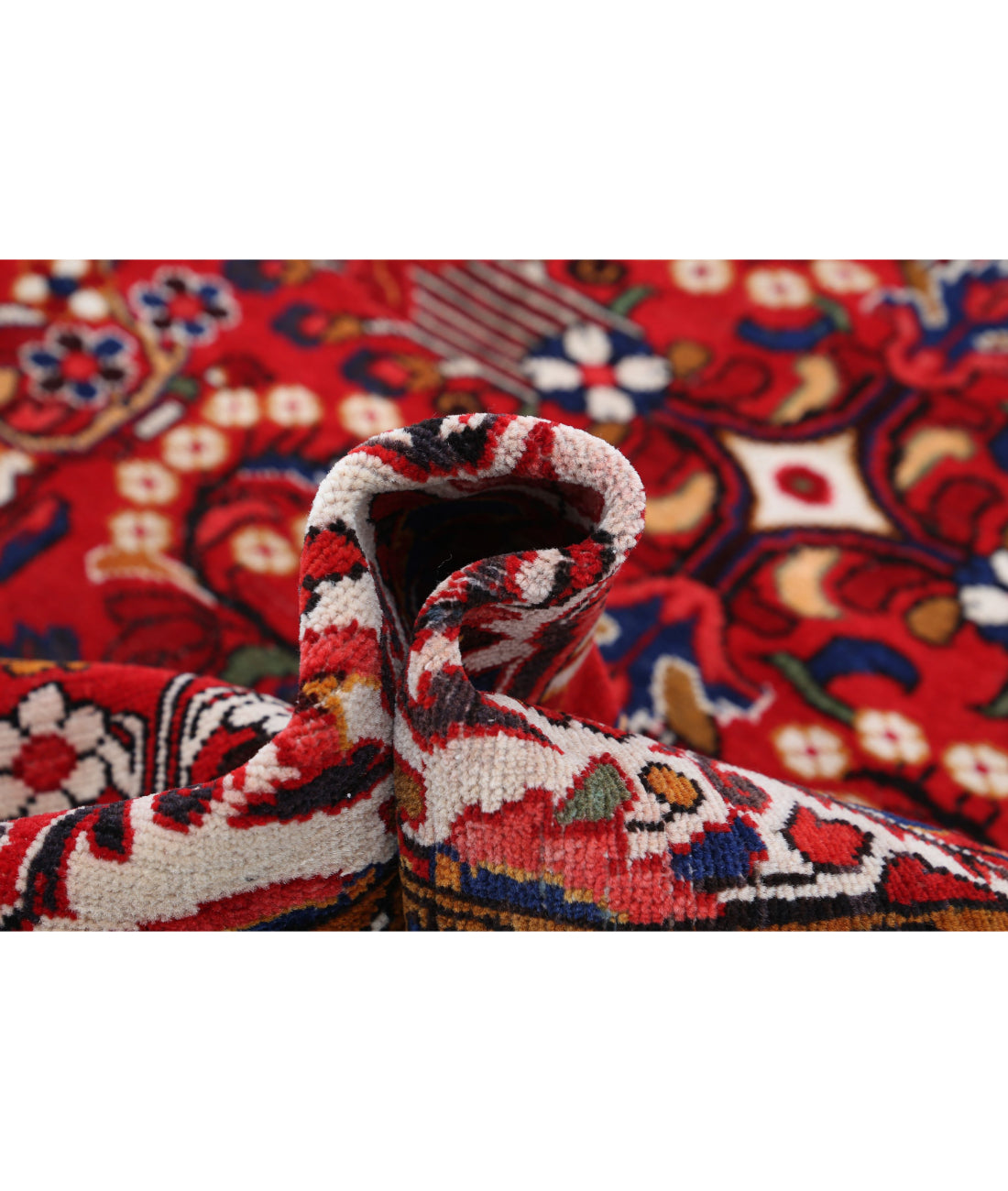 Hamadan 4'9'' X 7'8'' Hand-Knotted Wool Rug 4'9'' x 7'8'' (143 X 230) / Red / Black