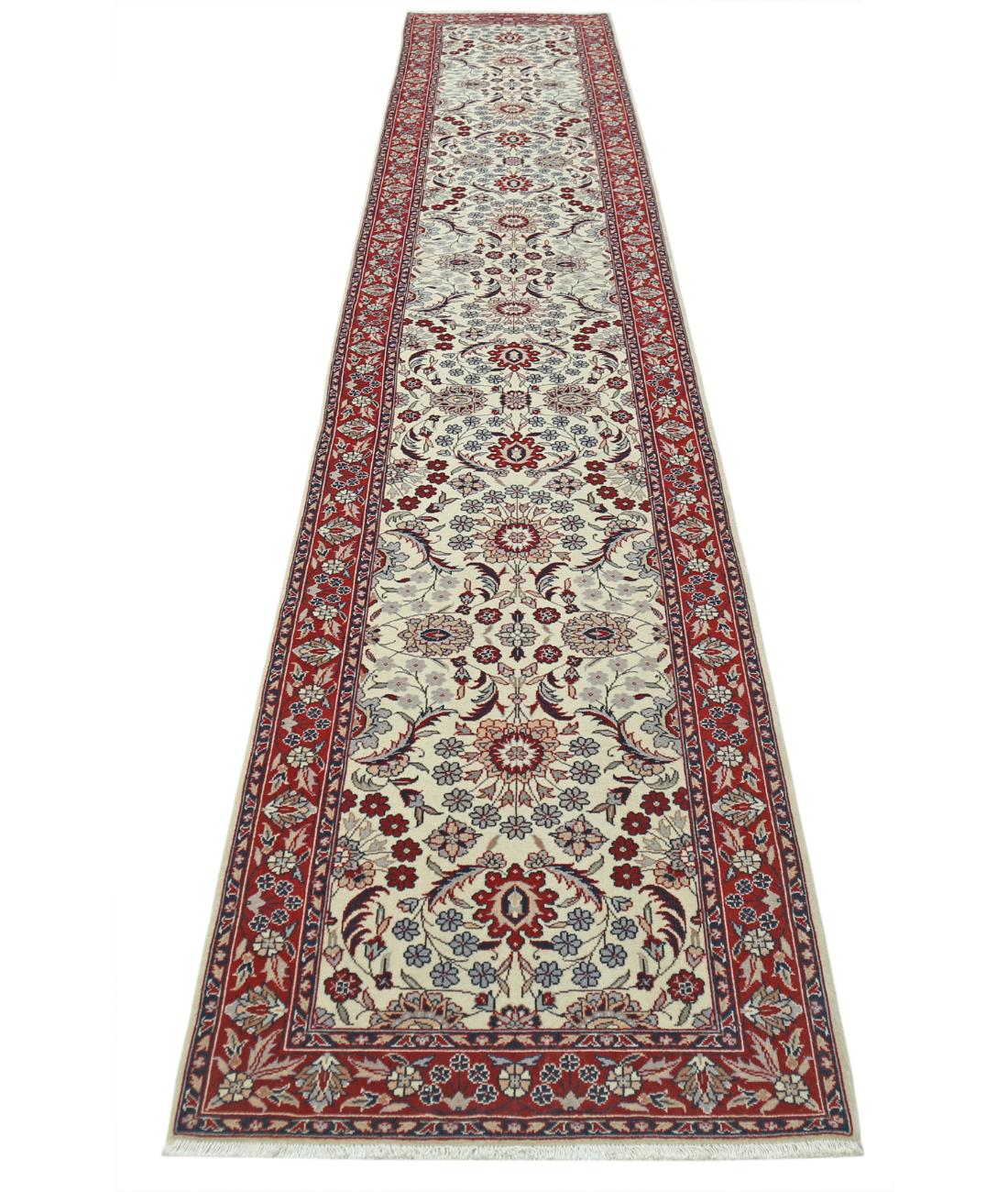 Heritage 2' 6" X 14' 0" Hand-Knotted Wool Rug 2' 6" X 14' 0" (76 X 427) / Ivory / Red