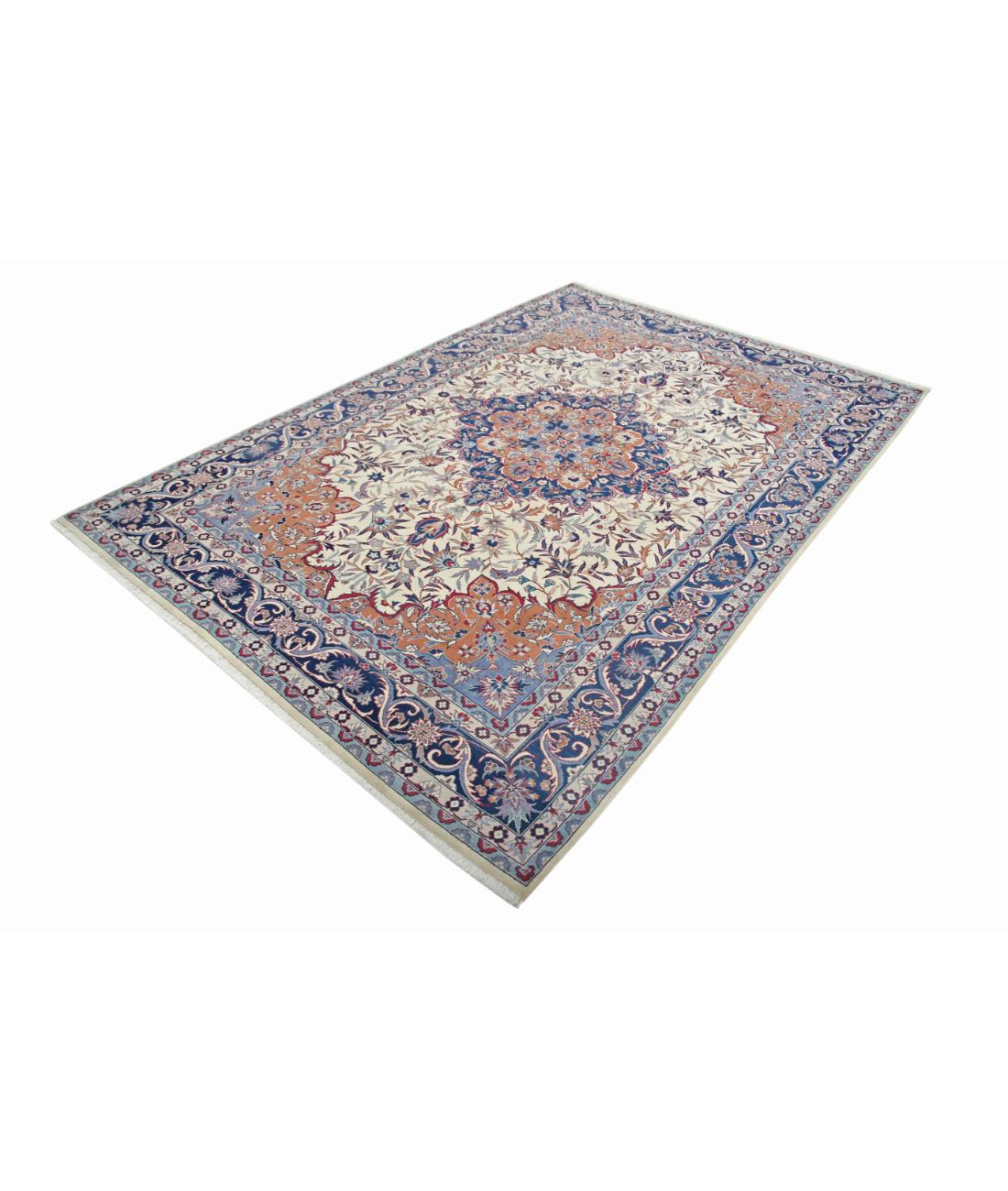 Heritage 6' 0" X 8' 11" Hand-Knotted Wool Rug 6' 0" X 8' 11" (183 X 272) / Ivory / Blue