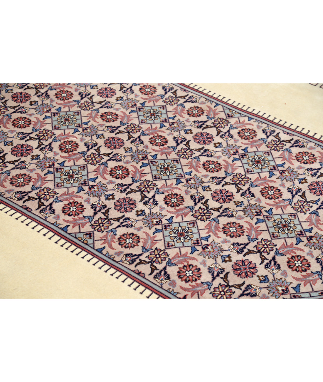 Heritage 7' 11" X 10' 10" Hand-Knotted Wool Rug 7' 11" X 10' 10" (241 X 330) / Ivory / Blue
