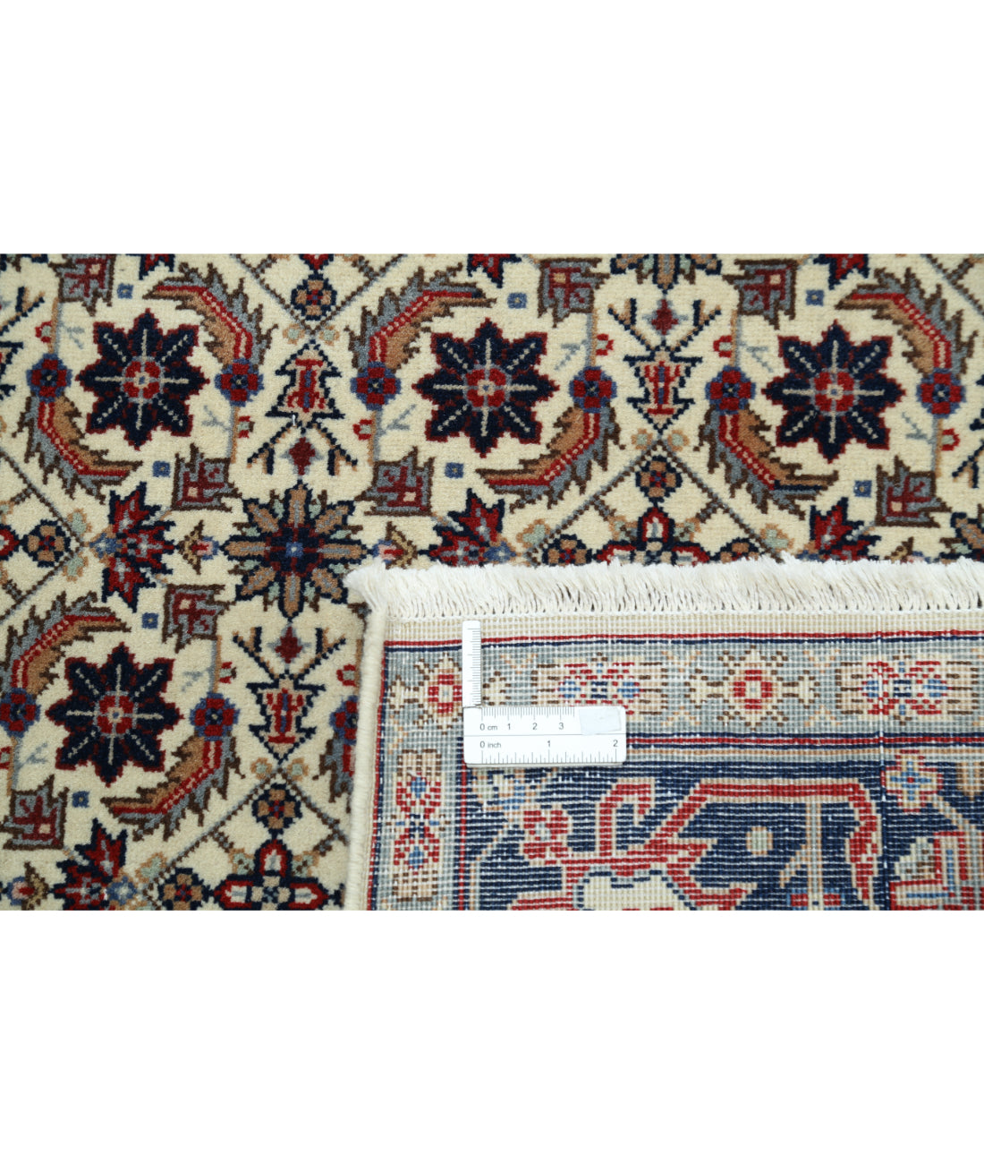 Heritage 4' 0" X 5' 10" Hand-Knotted Wool Rug 4' 0" X 5' 10" (122 X 178) / Ivory / Blue