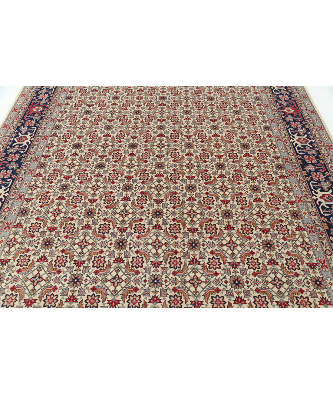 Heritage 7' 11" X 10' 0" Hand-Knotted Wool Rug 7' 11" X 10' 0" (241 X 305) / Ivory / Blue