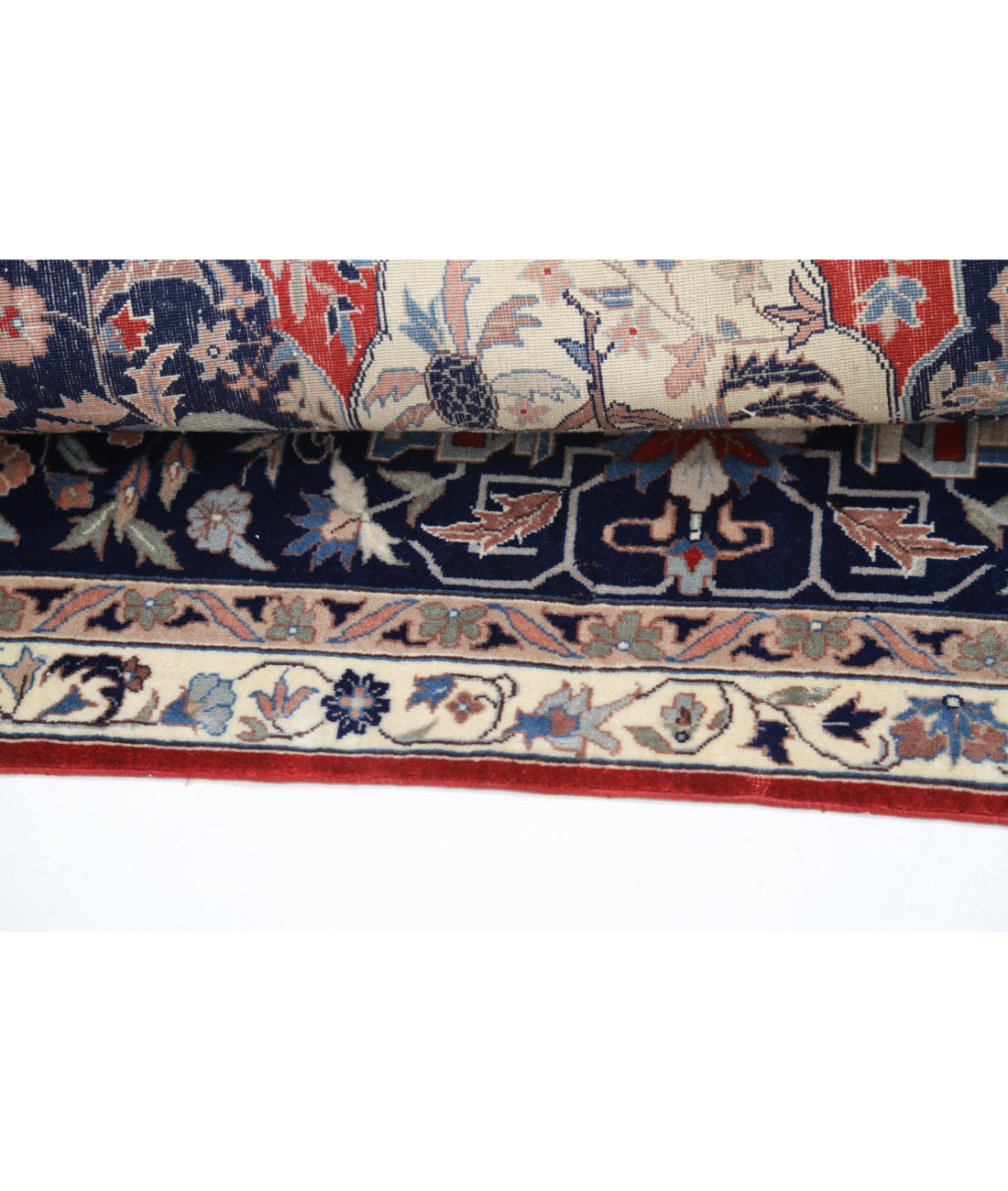 Heritage 7' 10" X 9' 9" Hand-Knotted Wool Rug 7' 10" X 9' 9" (239 X 297) / Red / Blue