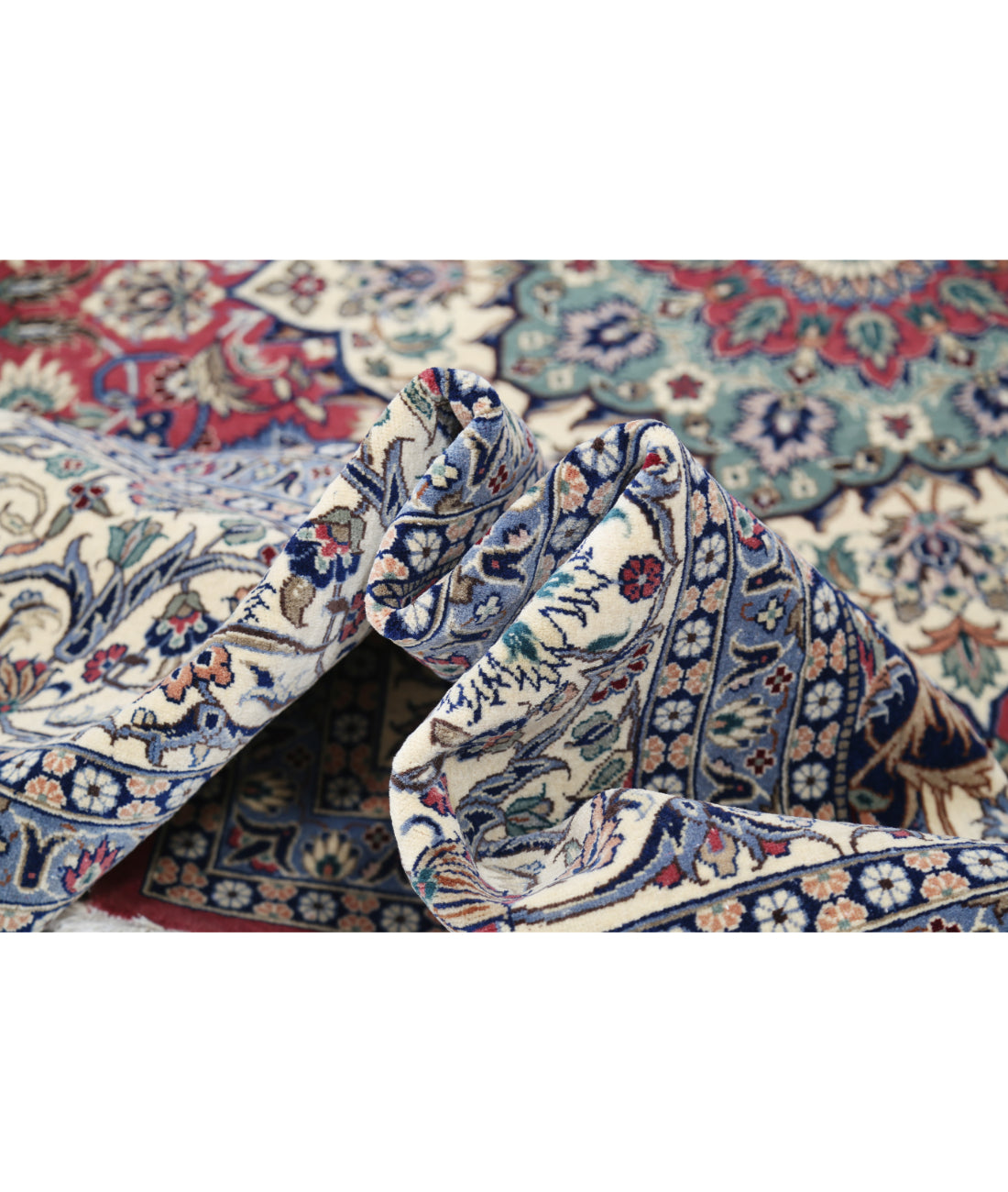 Heritage 7' 11" X 10' 1" Hand-Knotted Wool Rug 7' 11" X 10' 1" (241 X 307) / Pink / Ivory