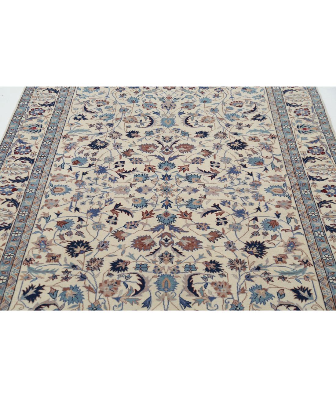 Heritage 4' 11" X 8' 0" Hand-Knotted Wool Rug 4' 11" X 8' 0" (150 X 244) / Ivory / Blue