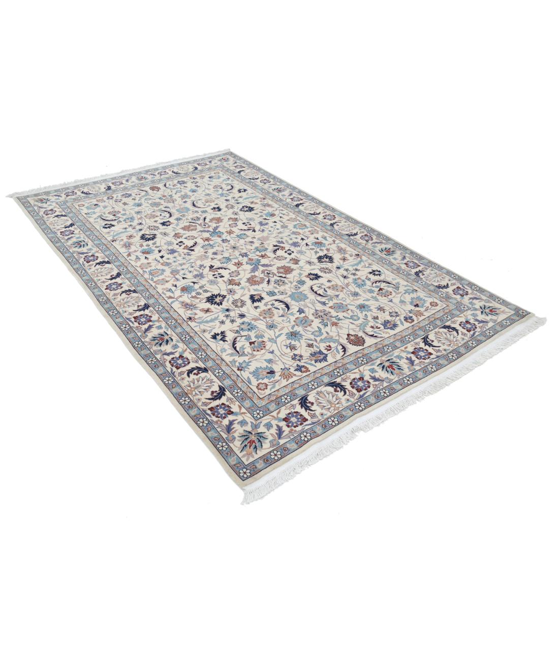 Heritage 5' 0" X 7' 4" Hand-Knotted Wool Rug 5' 0" X 7' 4" (152 X 224) / Ivory / Blue