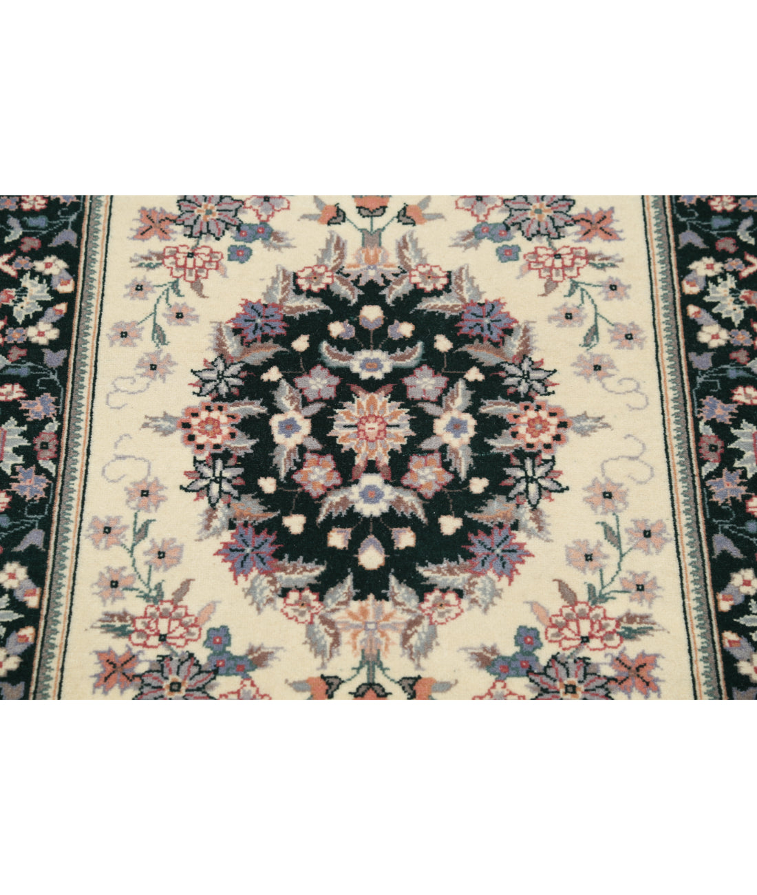 Heritage 2' 6" X 14' 0" Hand-Knotted Wool Rug 2' 6" X 14' 0" (76 X 427) / Ivory / Green