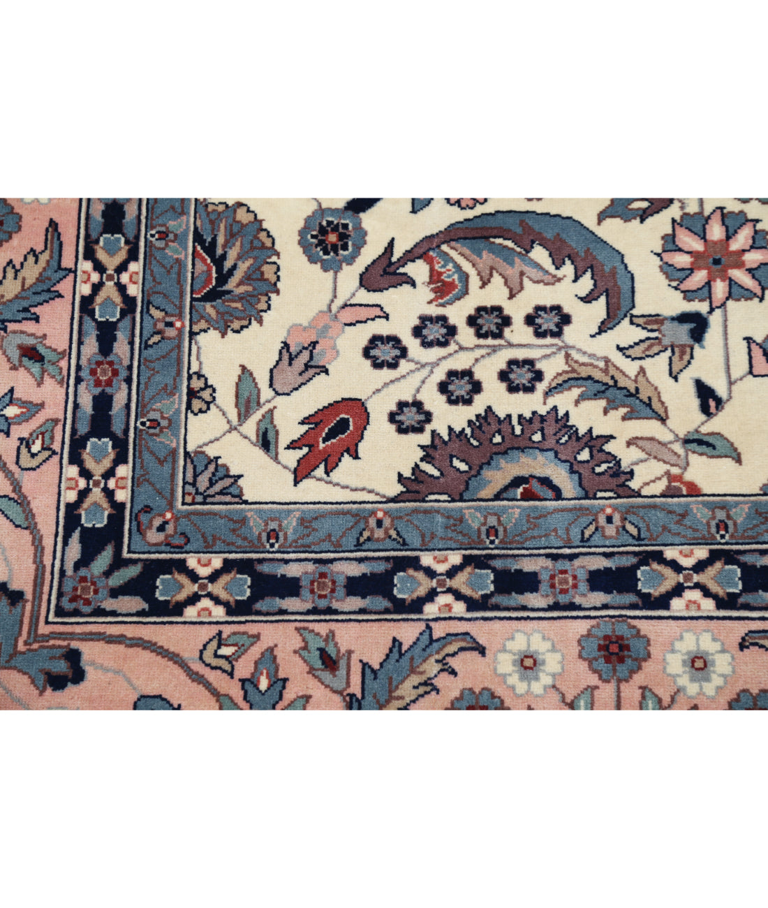 Heritage 8' 1" X 10' 1" Hand-Knotted Wool Rug 8' 1" X 10' 1" (246 X 307) / Ivory / Pink
