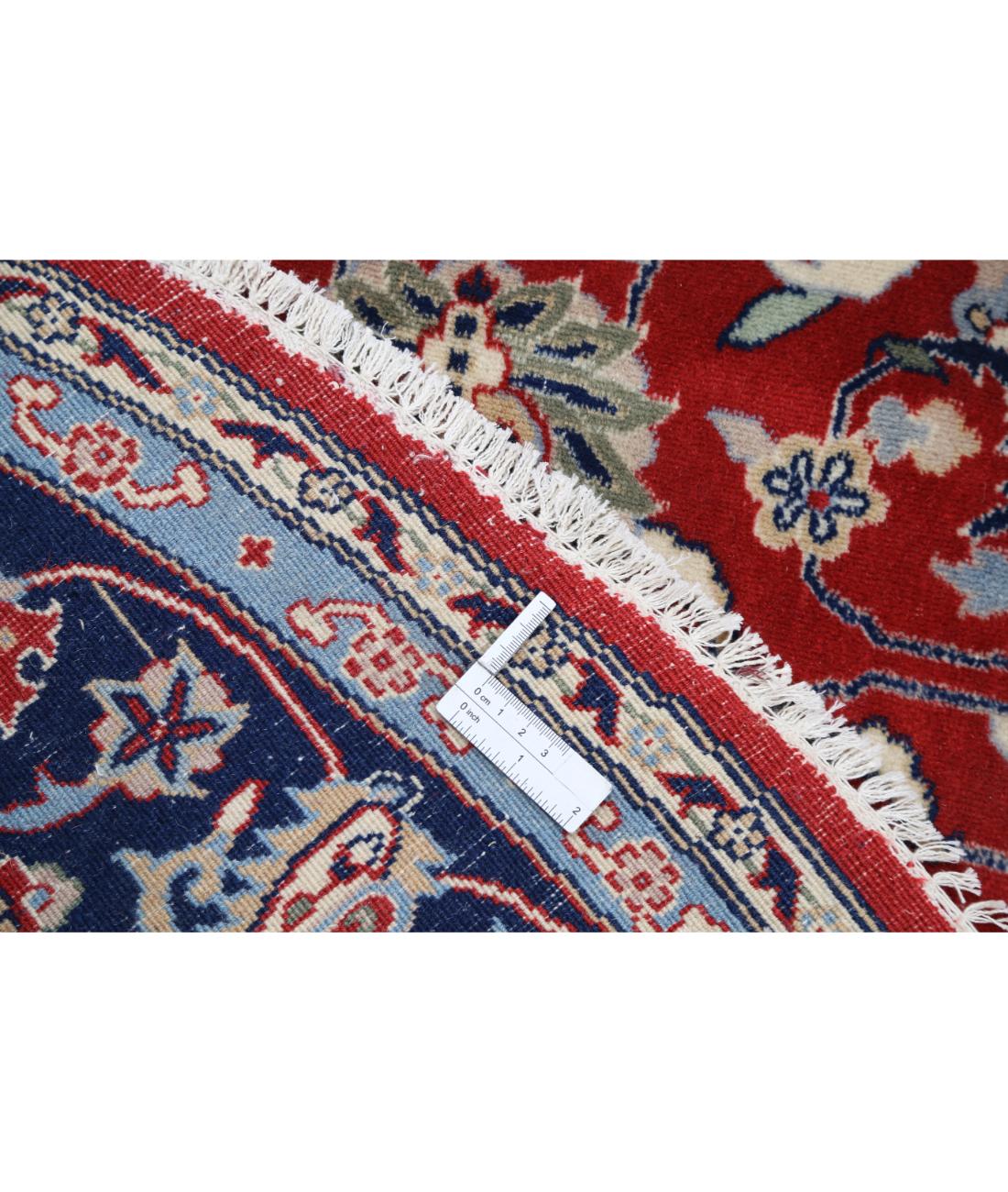 Heritage 6' 6" X 6' 8" Hand-Knotted Wool Rug 6' 6" X 6' 8" (198 X 203) / Red / Blue