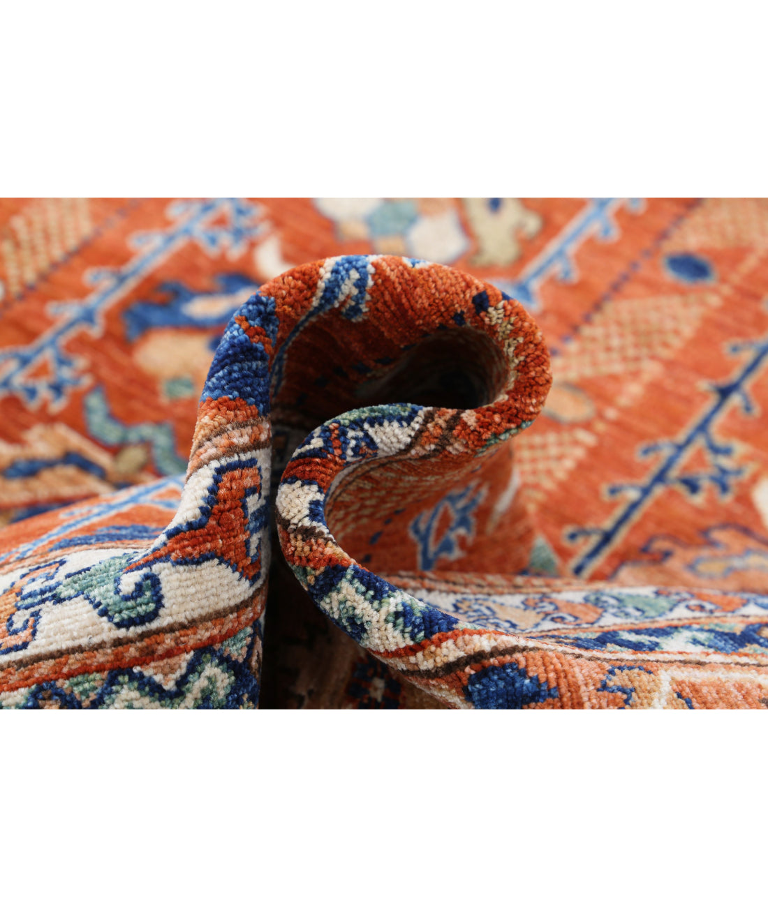 Humna 7'10'' X 9'9'' Hand-Knotted Wool Rug 7'10'' x 9'9'' (235 X 293) / Red / Peach