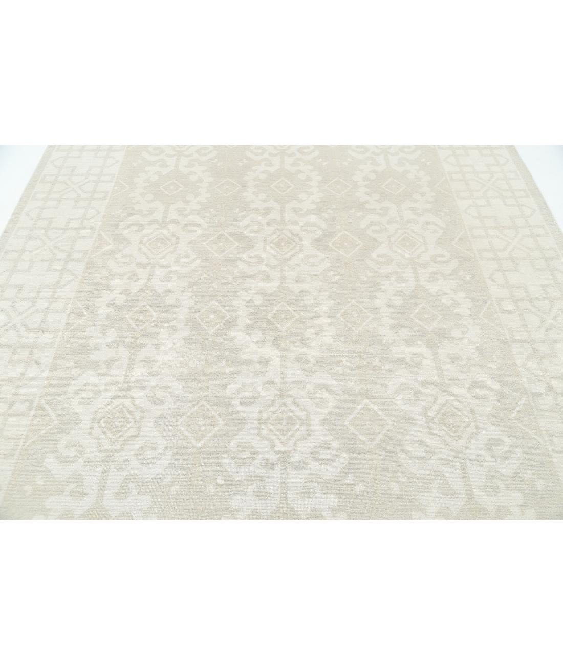 Khotan 7' 2" X 9' 11" Hand-Knotted Wool Rug 7' 2" X 9' 11" (218 X 302) / Taupe / Ivory