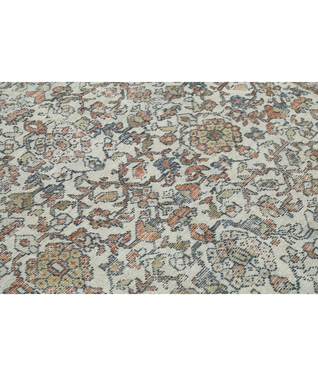 Mahal 7'0'' X 10'5'' Hand-Knotted Wool Rug 7'0'' x 10'5'' (210 X 313) / Ivory / Rust