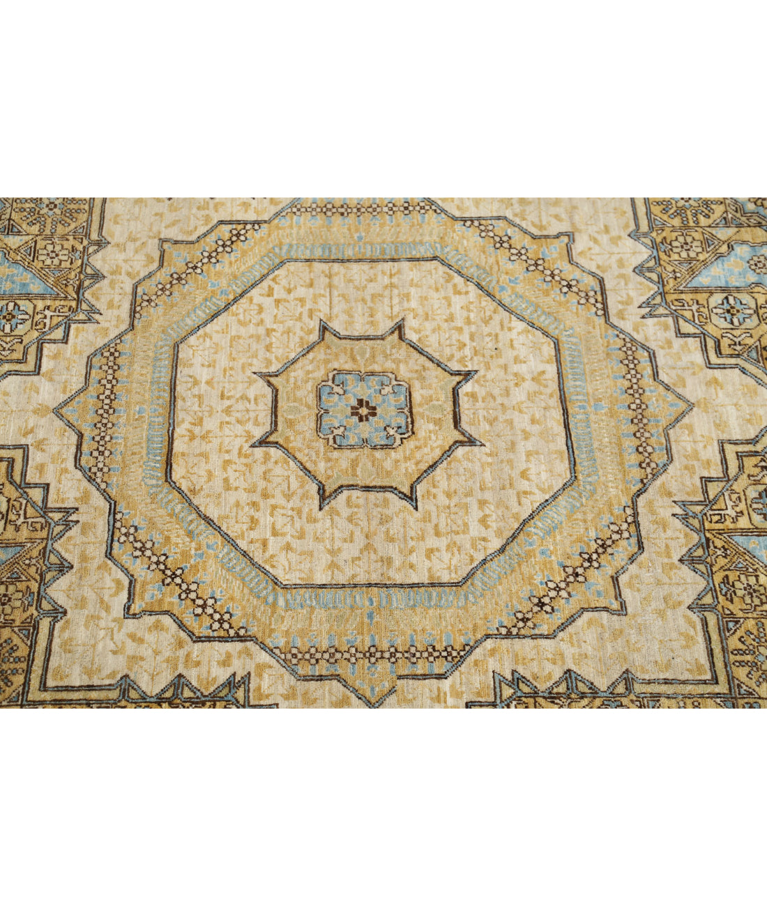 Mamluk 7'10'' X 10'10'' Hand-Knotted Wool Rug 7'10'' x 10'10'' (235 X 325) / Gold / Ivory