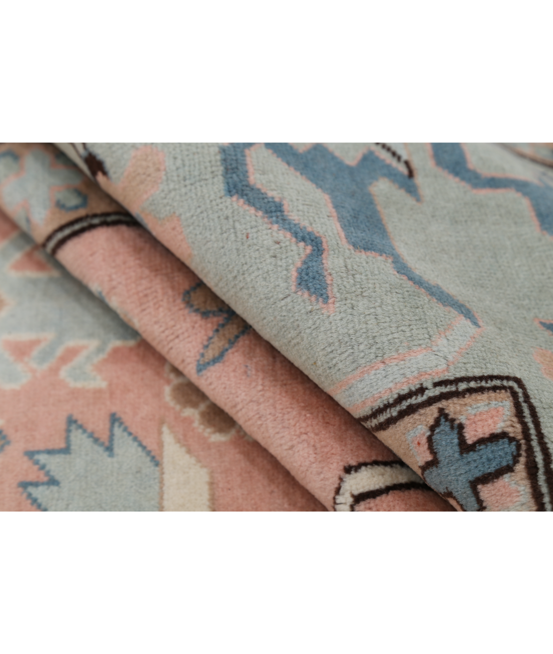 Vintage 8'9'' X 11'6'' Hand-Knotted Wool Rug 8'9'' x 11'6'' (263 X 345) / Pink / Blue