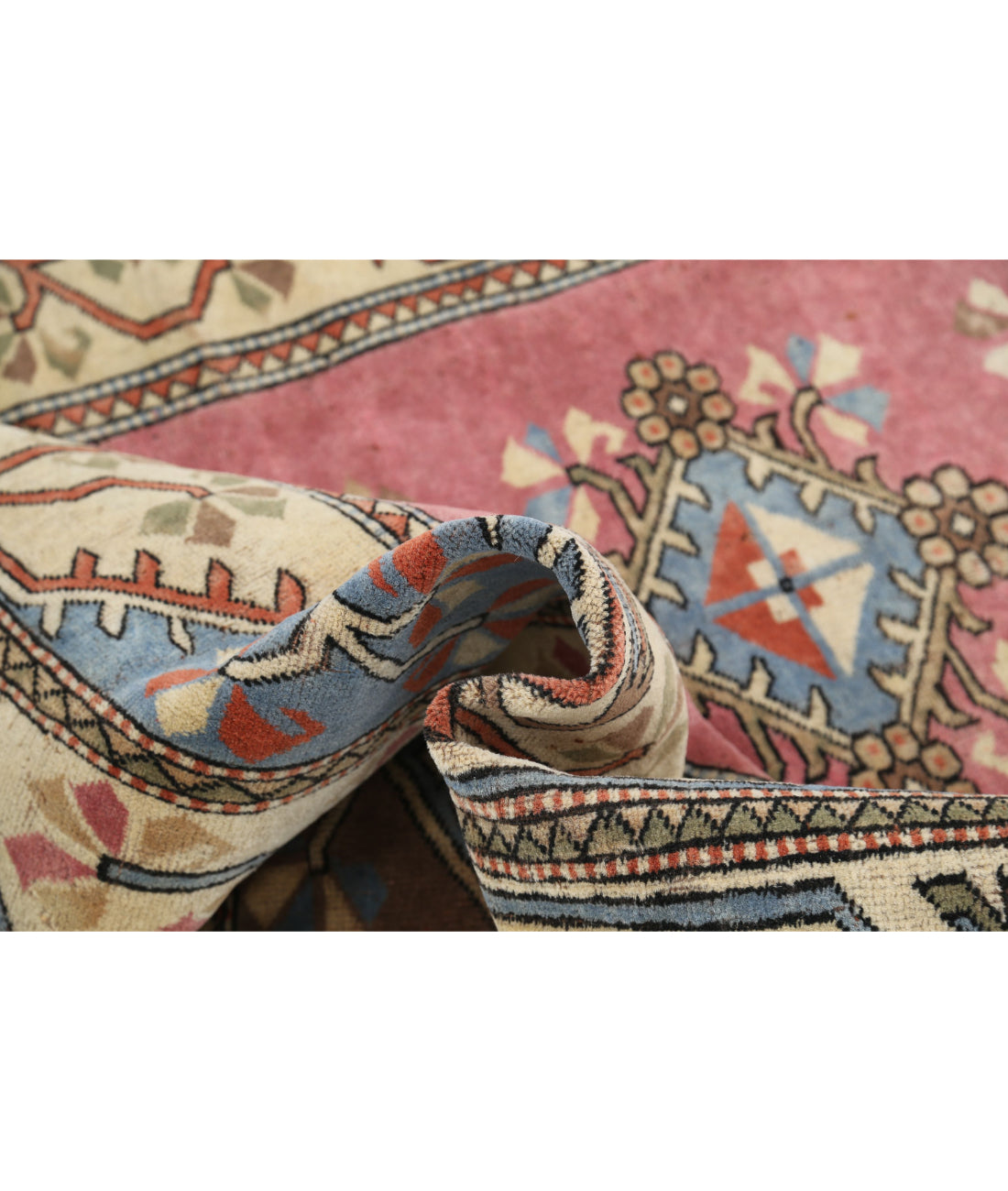 Vintage 6'9'' X 9'3'' Hand-Knotted Wool Rug 6'9'' x 9'3'' (203 X 278) / Pink / Ivory